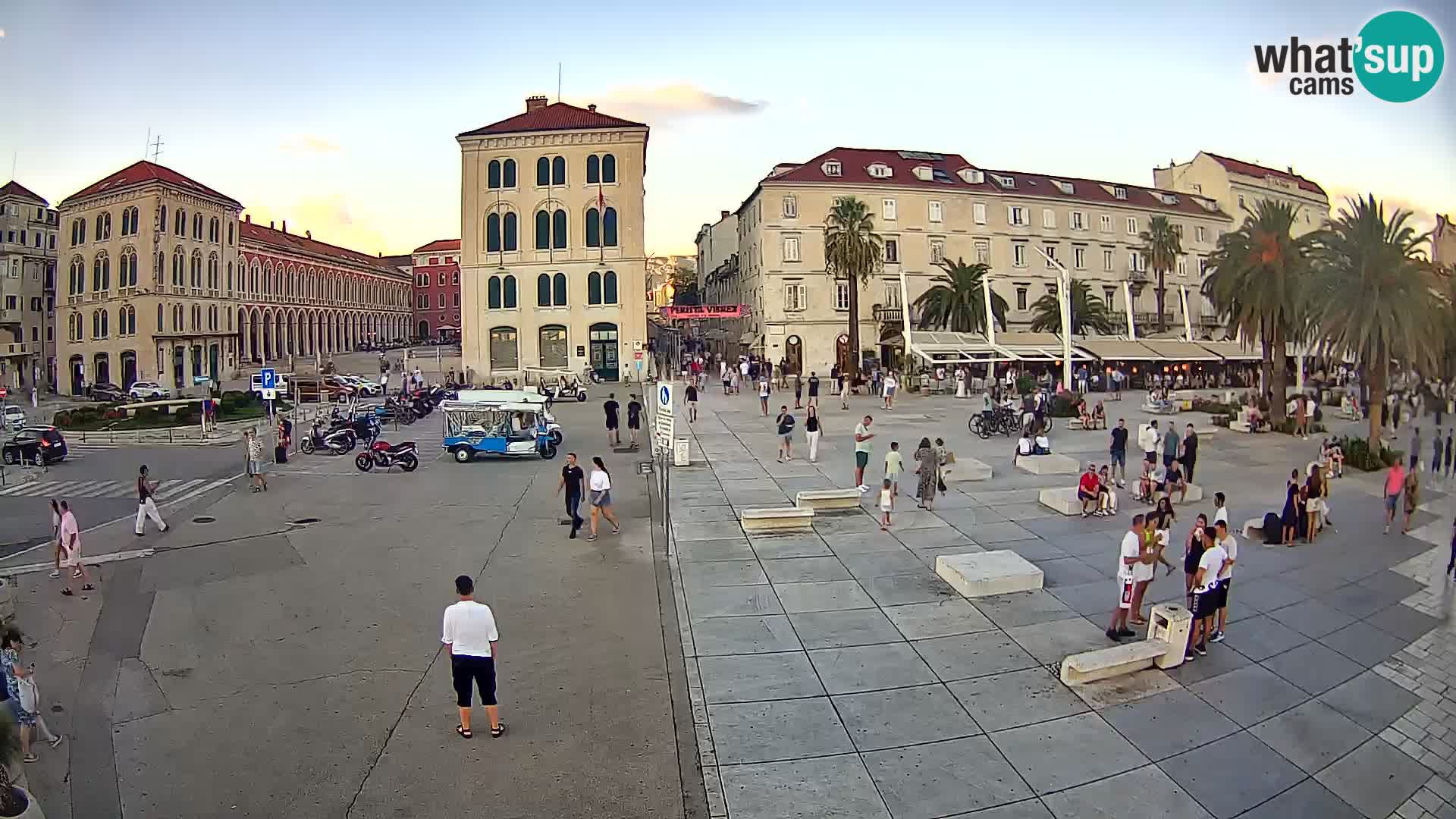 Webcam Split Riva – Prokurative | Trg Republike