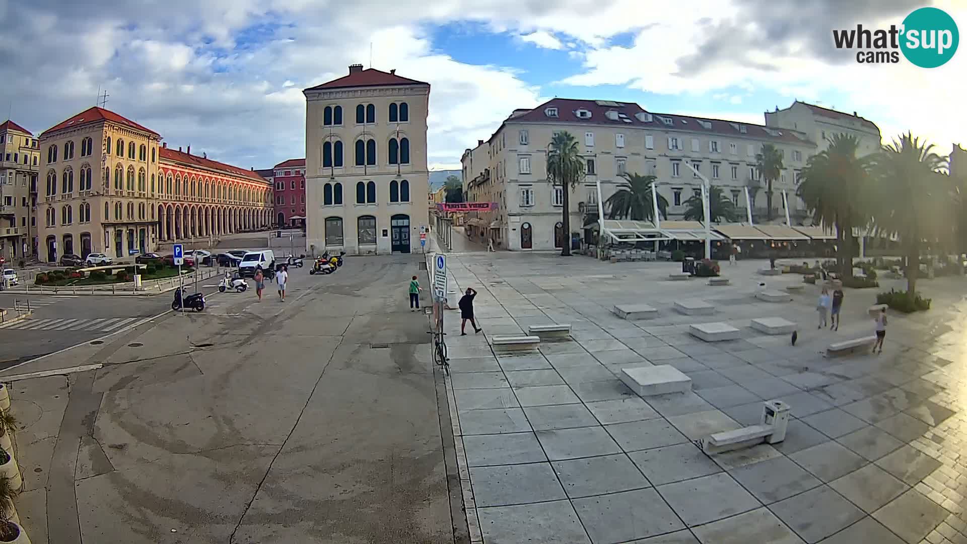 Webcam Split Riva – Prokurative | Trg Republike