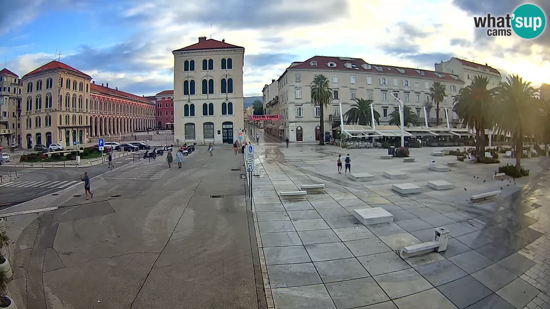 Webcam Split Riva – Prokurative | Trg Republike