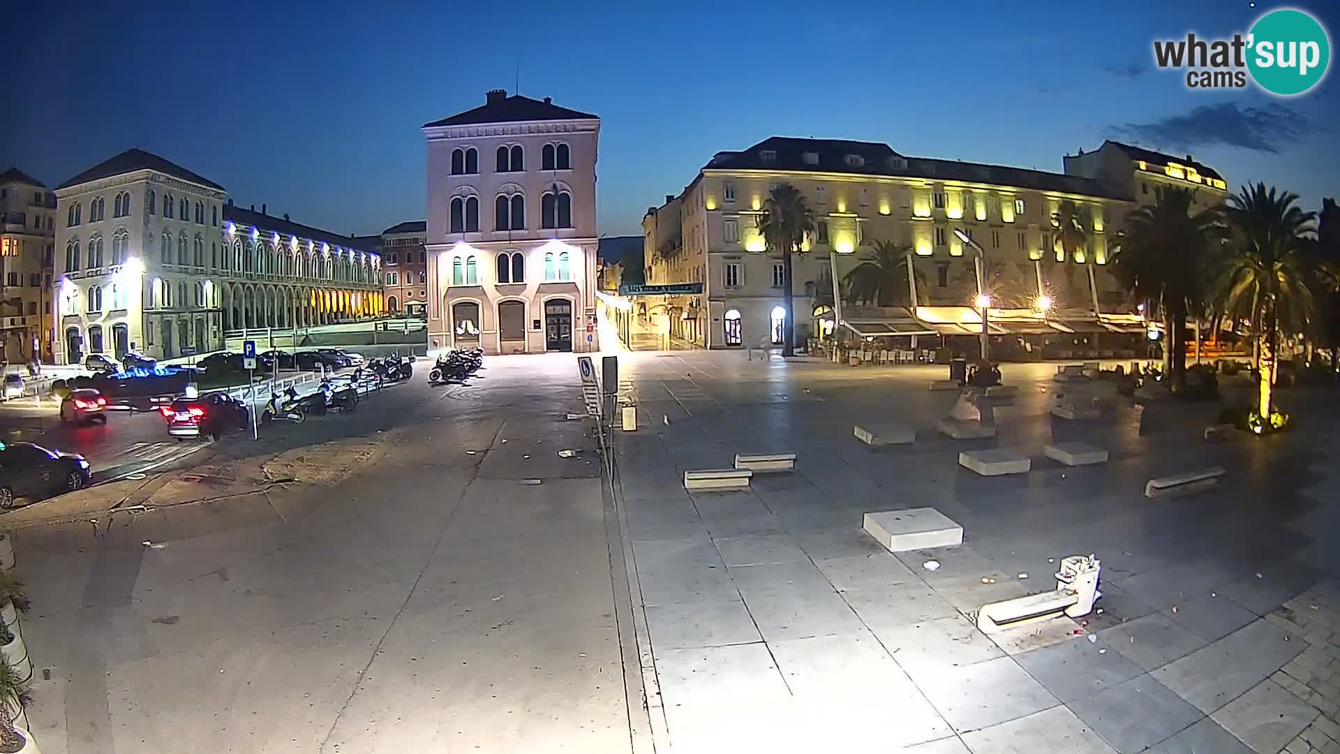 Webcam Split Riva – Prokurative | Trg Republike