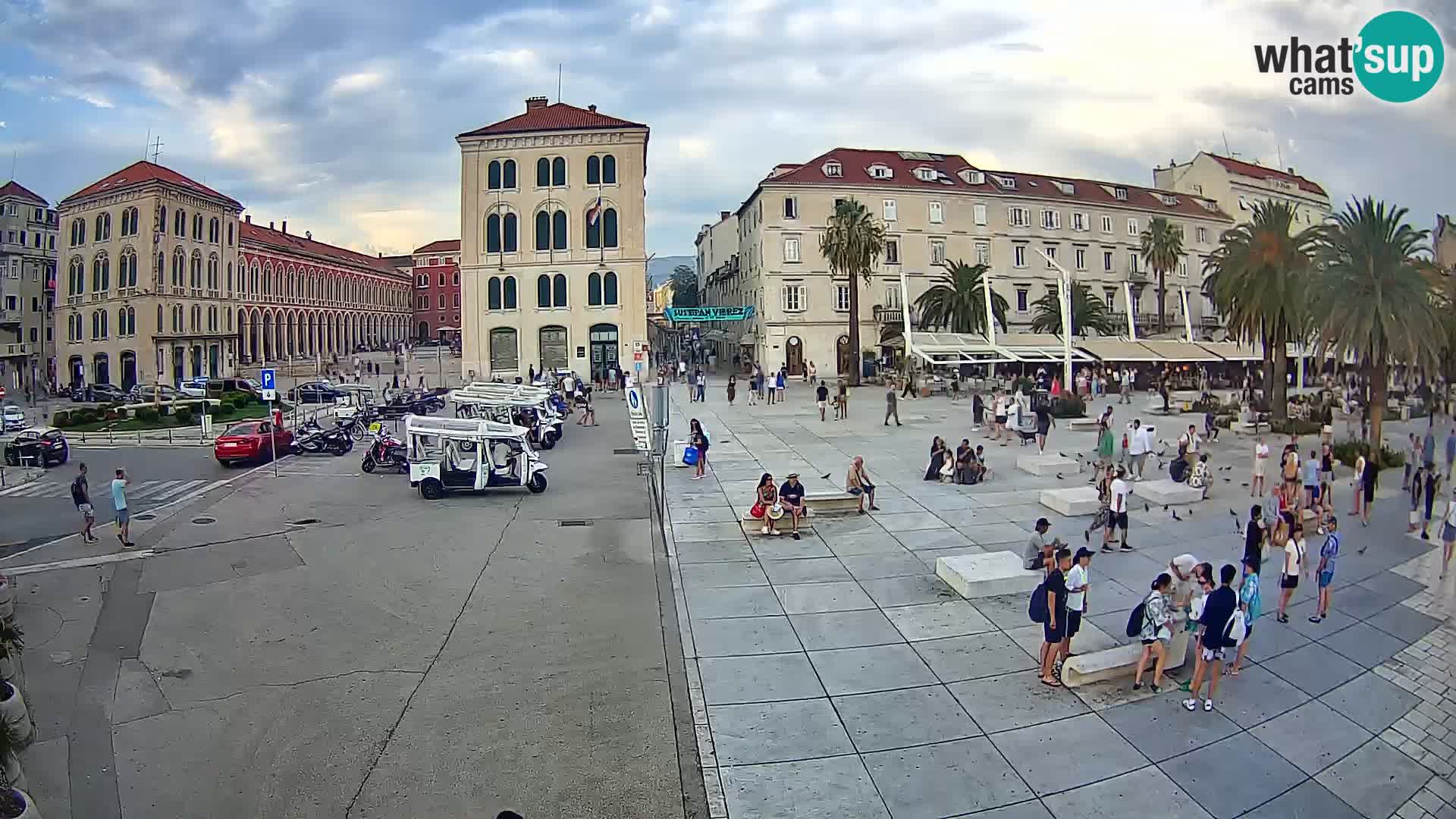 Webcam Split Riva – Prokurative | Trg Republike