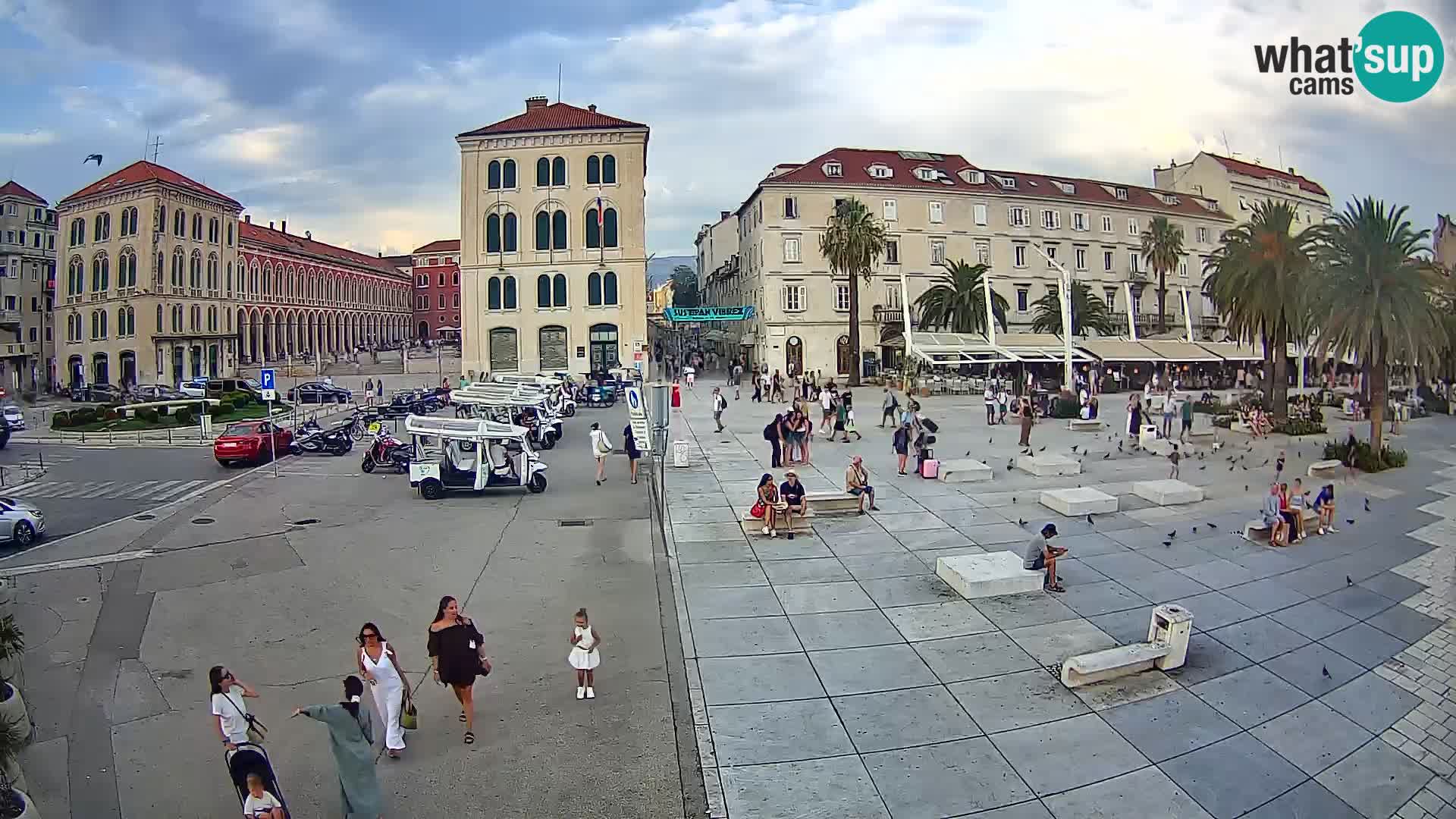 Webcam Split Riva – Prokurative | Trg Republike