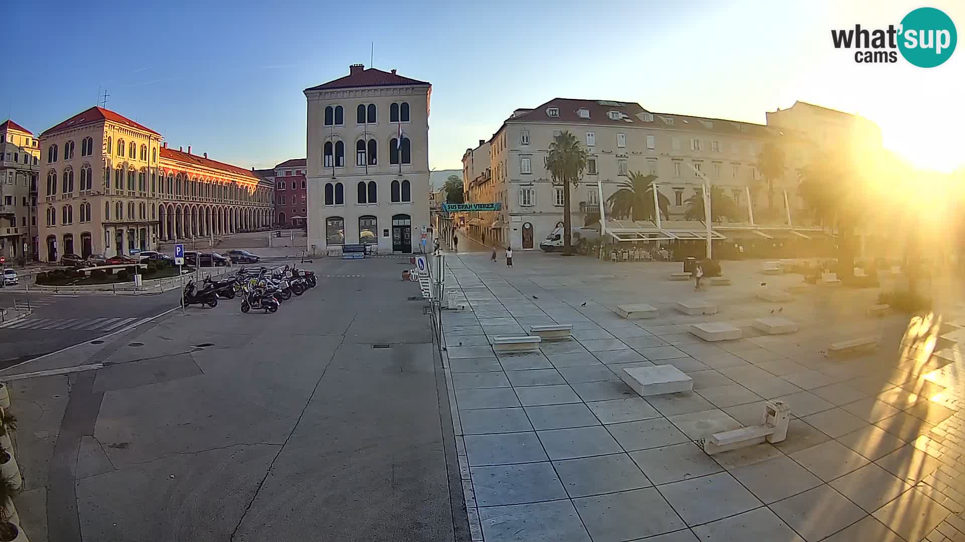 Webcam Split Riva – Prokurative | Trg Republike