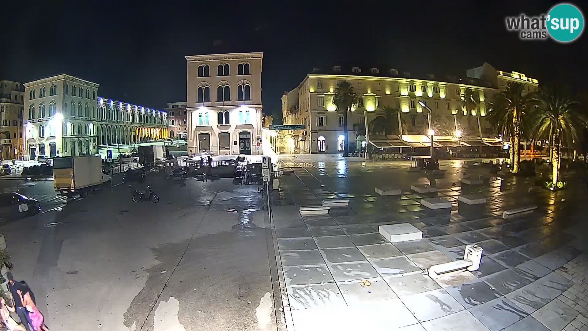 Webcam Split Riva – Prokurative | Trg Republike