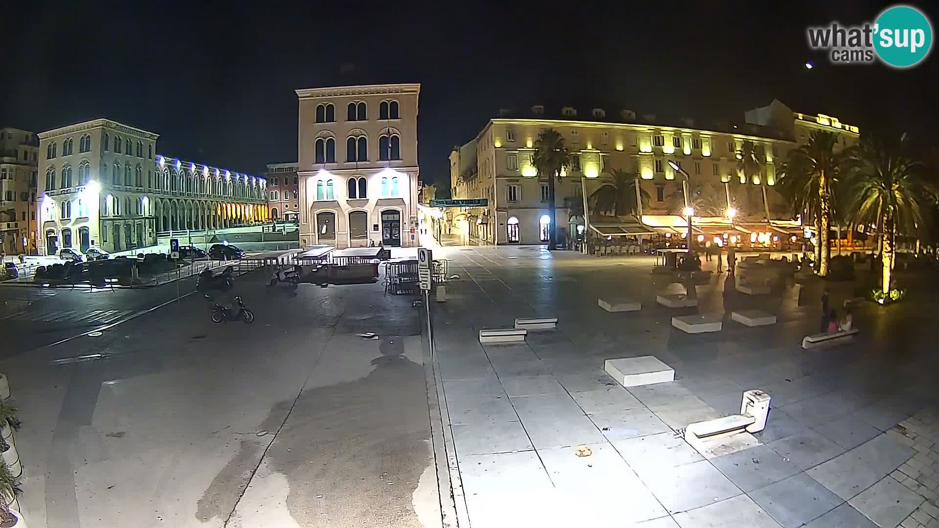 Webcam Split Riva – Prokurative | Trg Republike