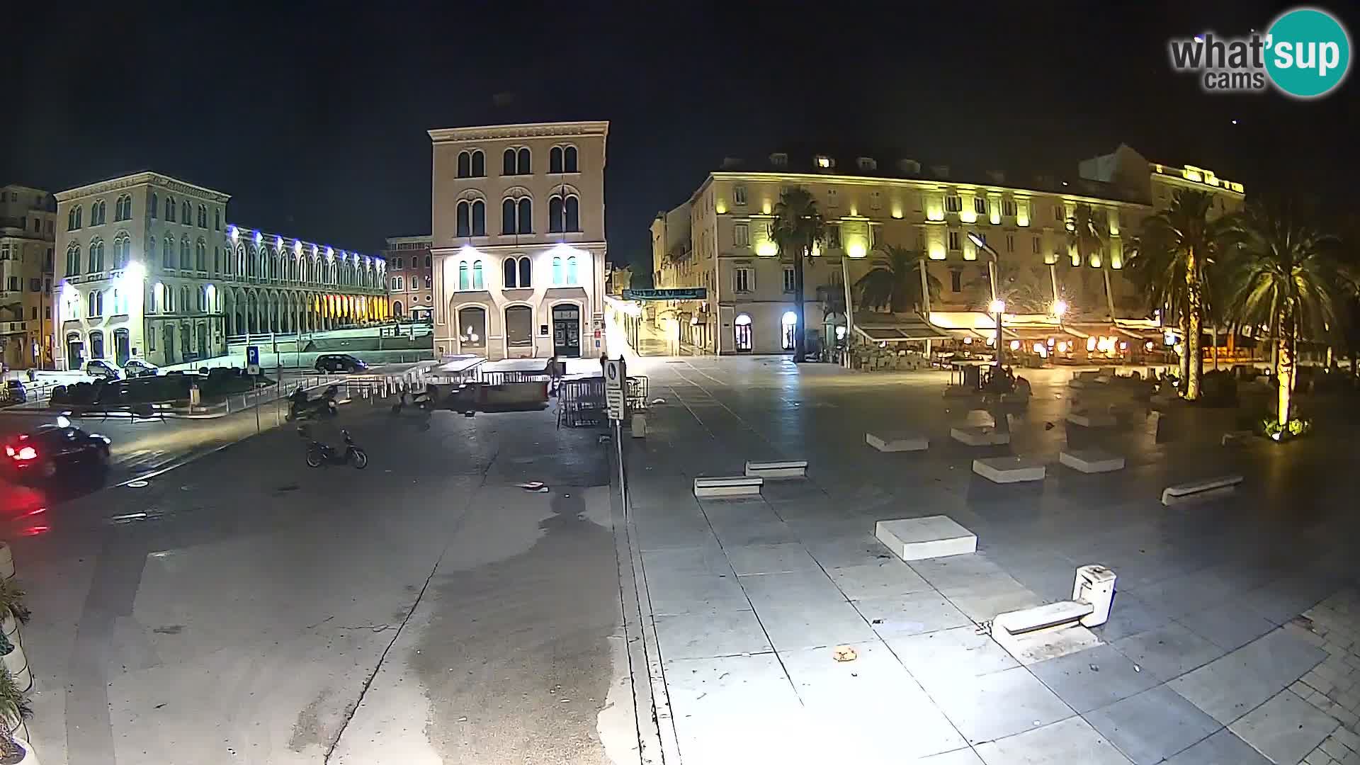 Webcam Split Riva – Prokurative | Trg Republike