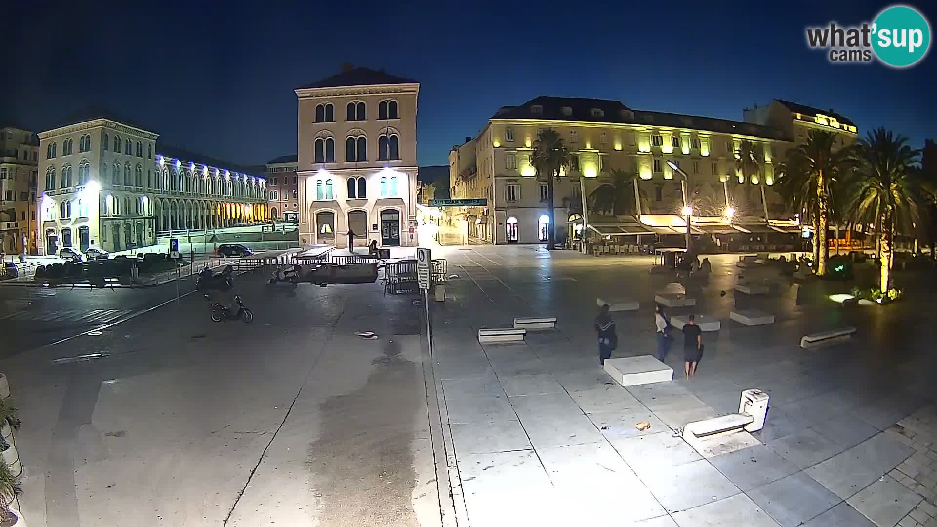Webcam Split Riva – Prokurative | Trg Republike