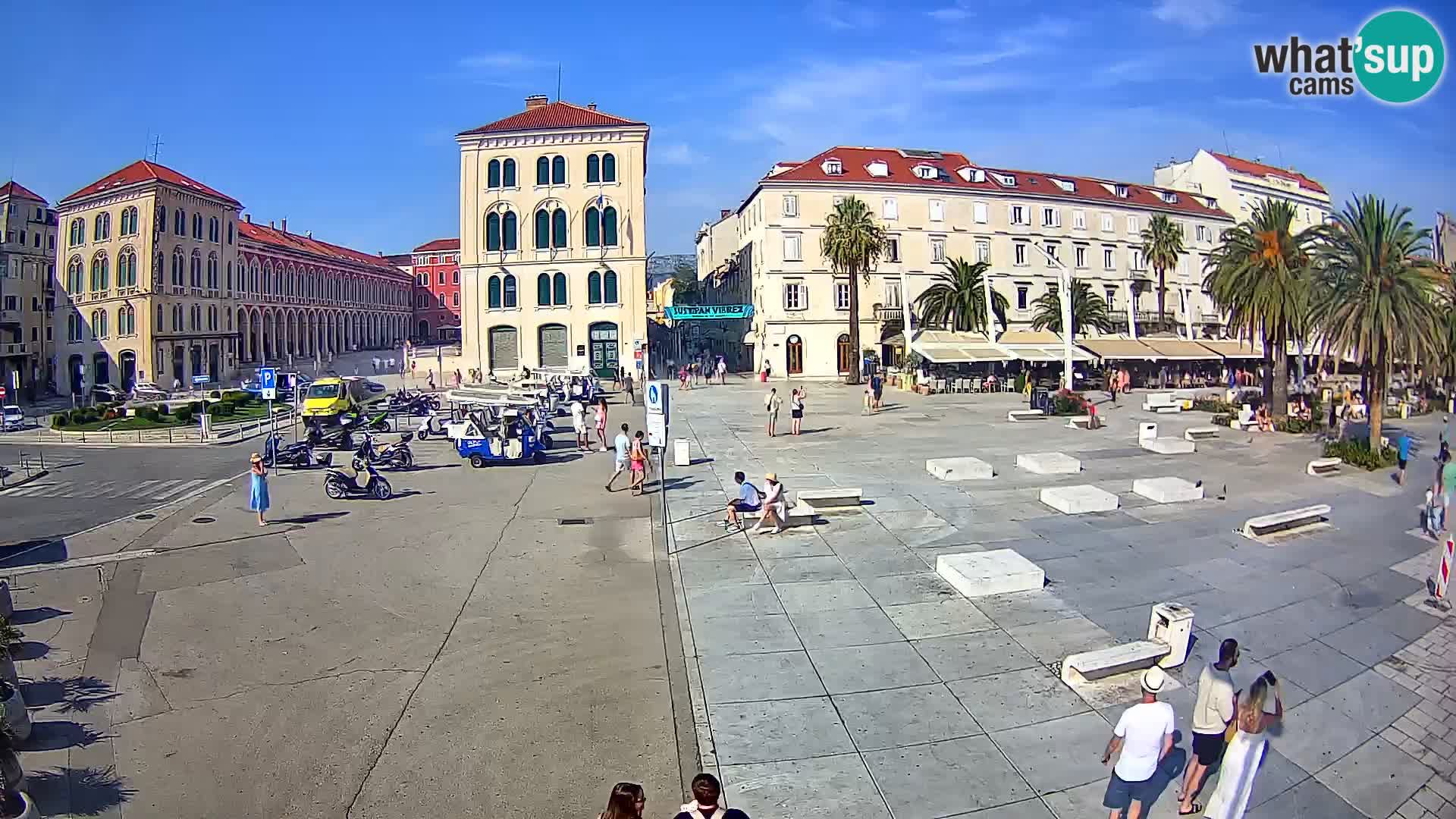 Webcam Split Riva – Prokurative | Trg Republike