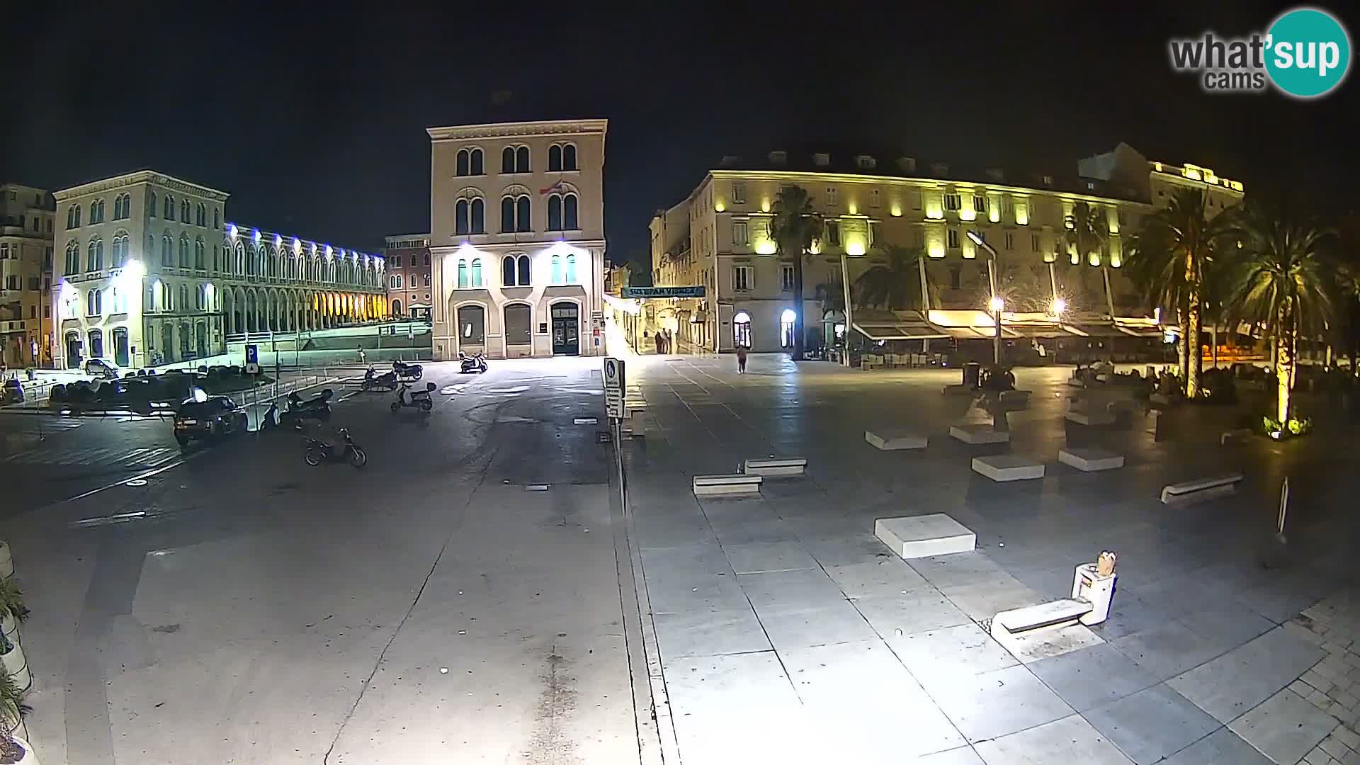 Webcam Split Riva – Prokurative | Trg Republike