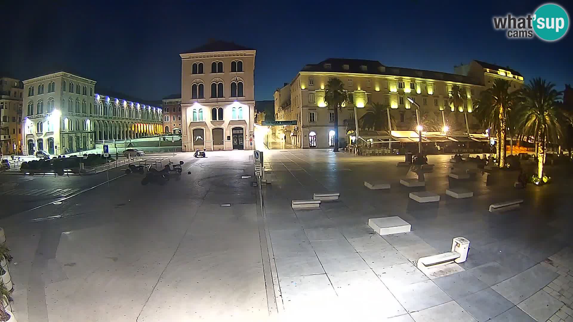 Webcam Split Riva – Prokurative | Trg Republike