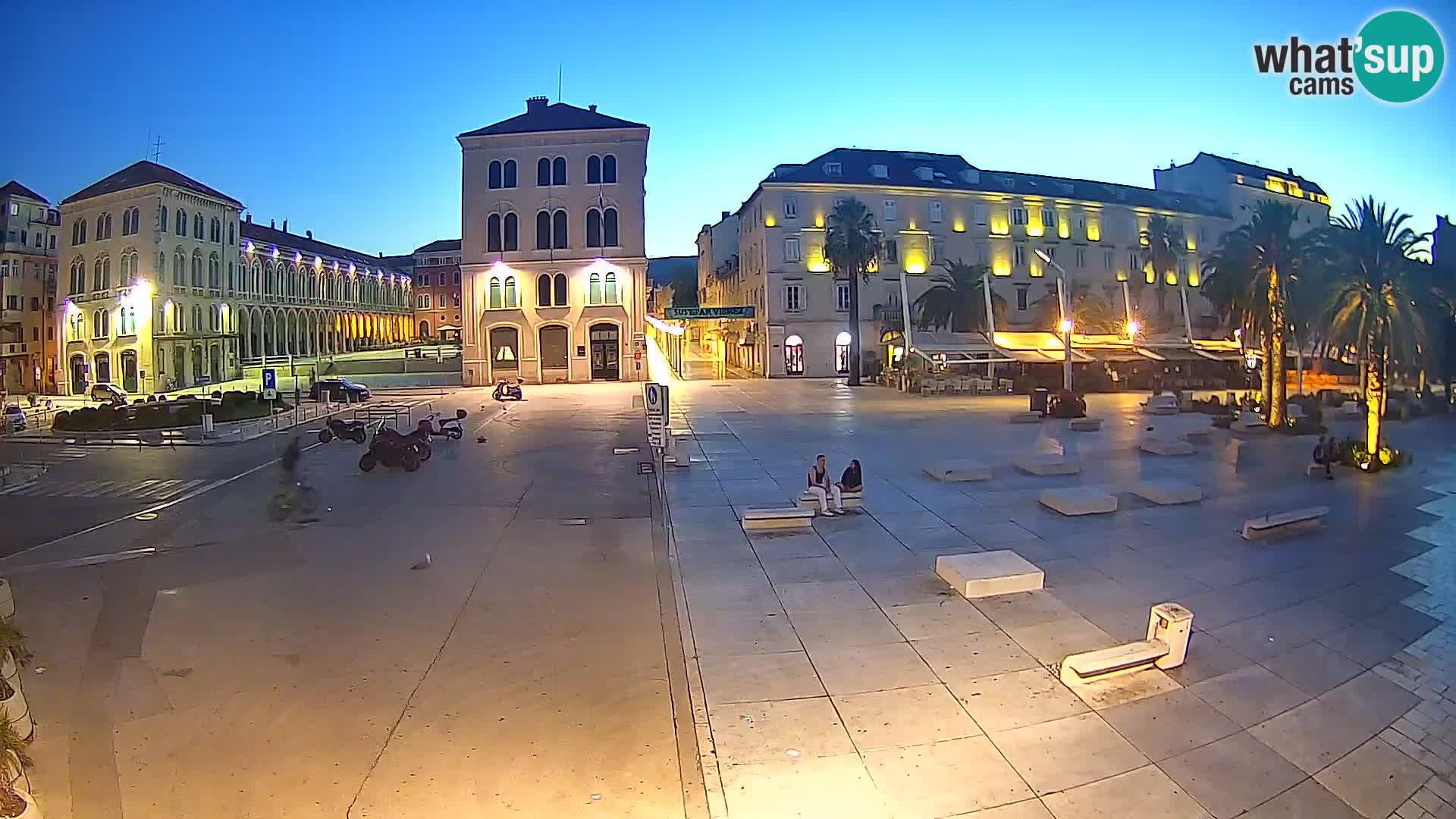 Webcam Split Riva – Prokurative | Trg Republike