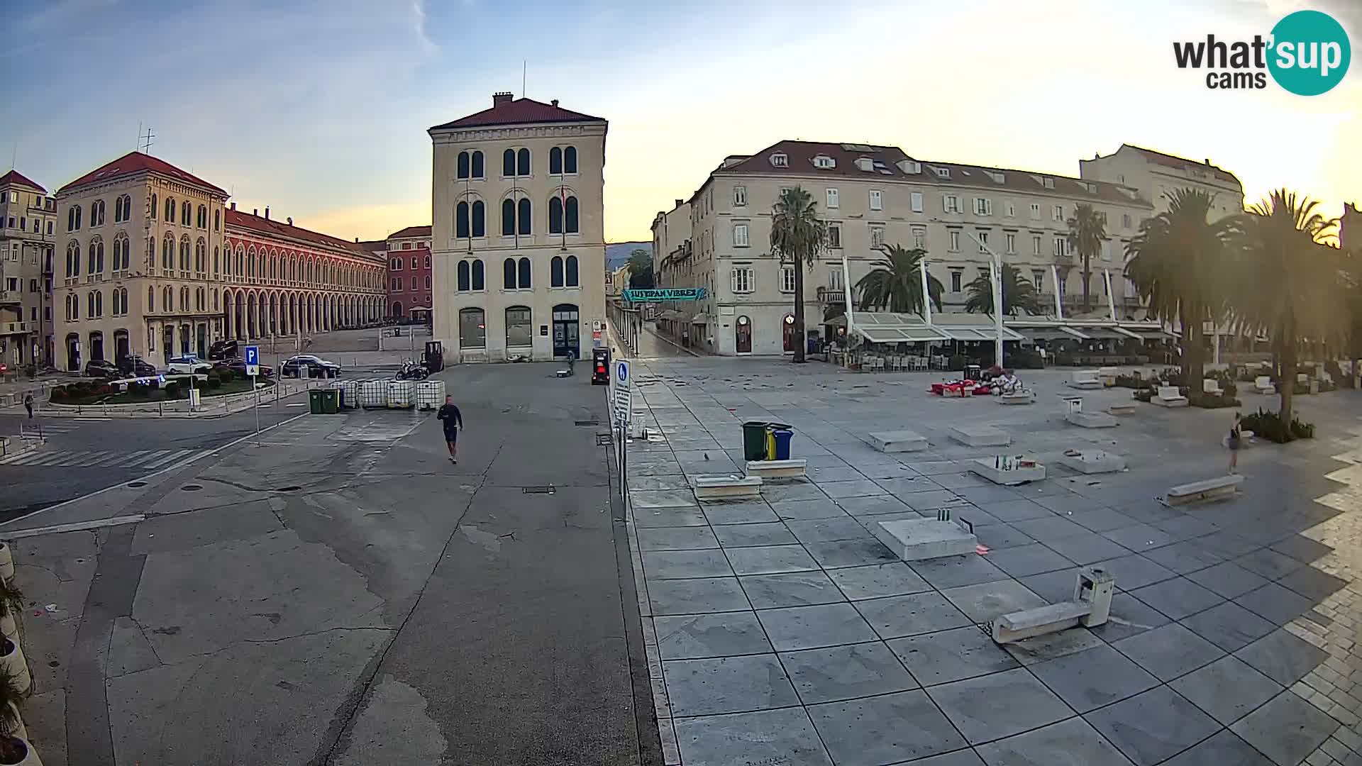 Webcam Split Riva – Prokurative | Trg Republike
