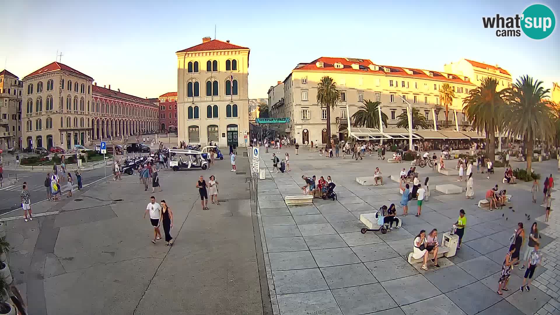 Webcam Split Riva – Prokurative | Trg Republike
