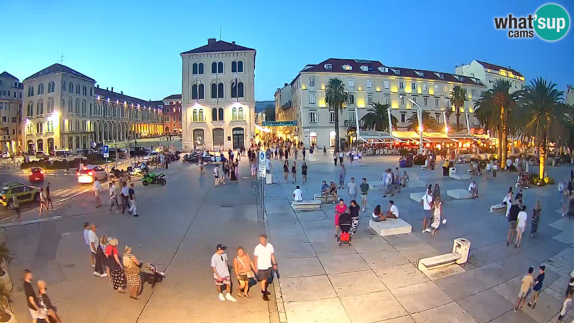 Webcam Split Riva – Prokurative | Trg Republike