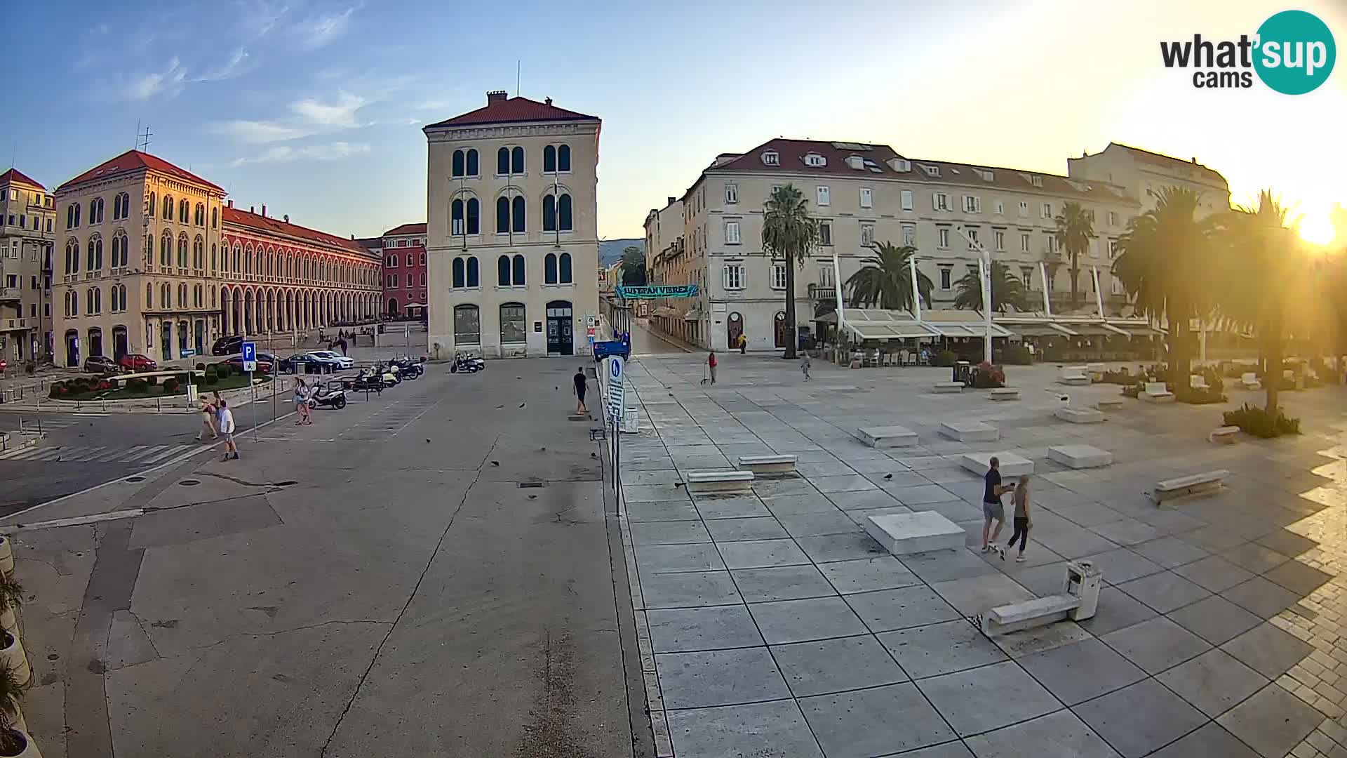 Webcam Split Riva – Prokurative | Trg Republike