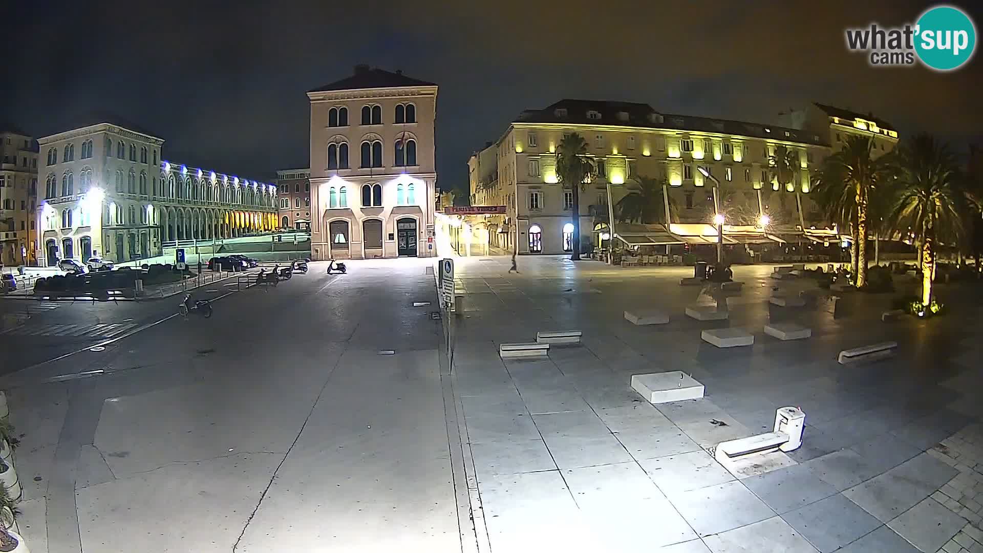 Webcam Split Riva – Prokurative | Trg Republike
