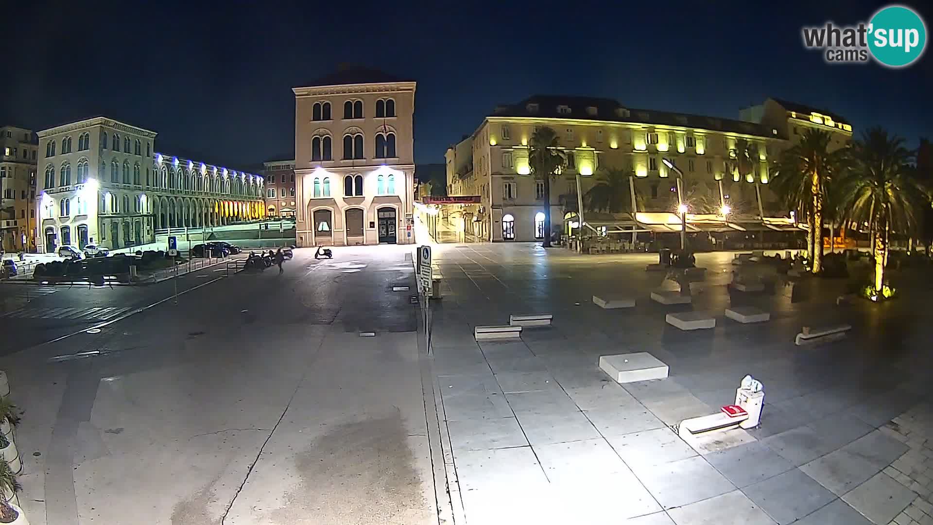 Webcam Split Riva – Prokurative | Trg Republike