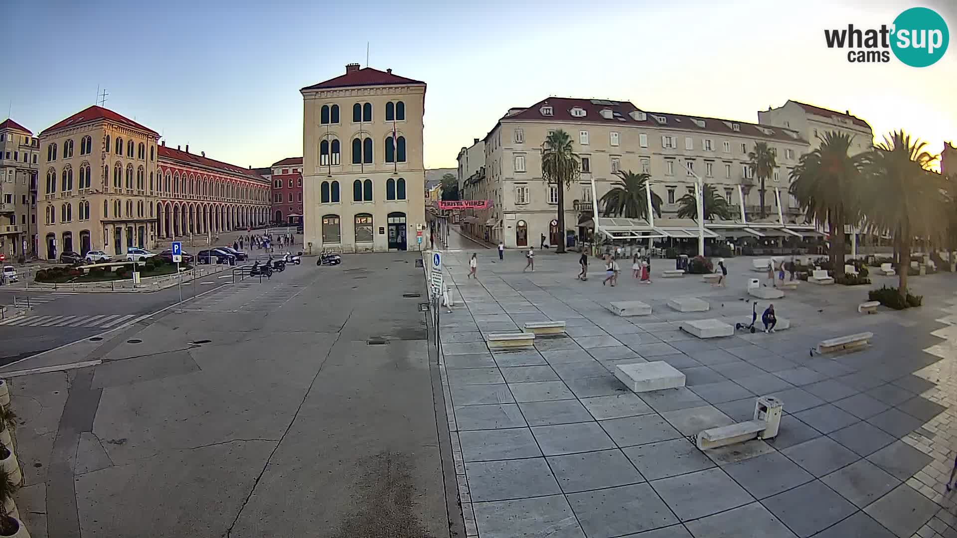 Webcam Split Riva – Prokurative | Trg Republike