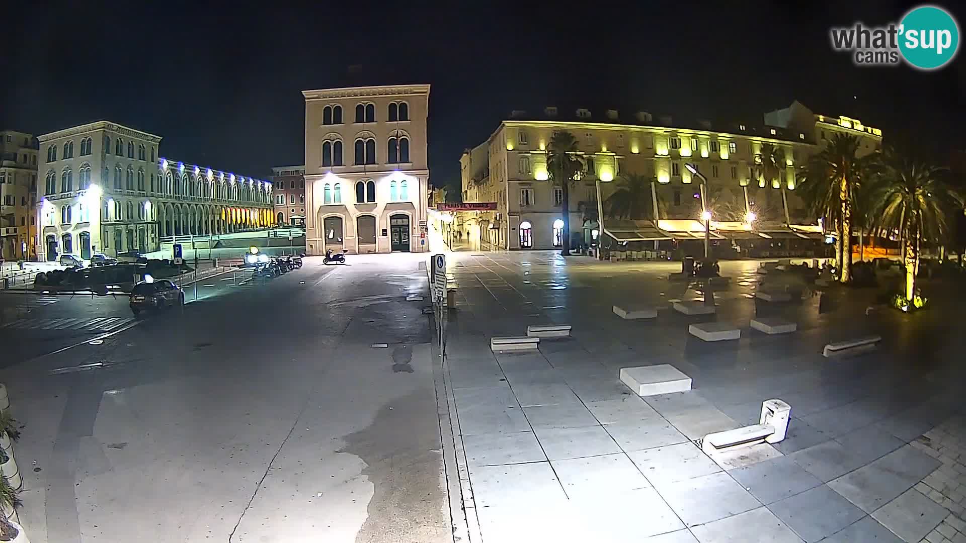 Webcam Split Riva – Prokurative | Trg Republike