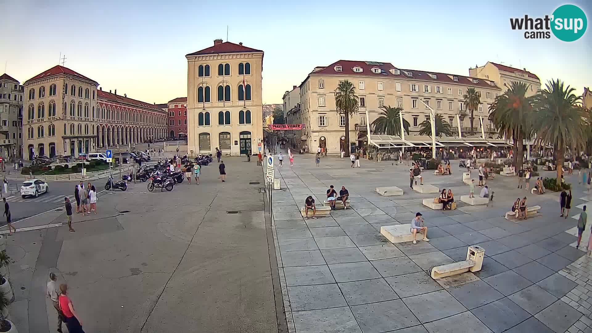 Webcam Split Riva – Prokurative | Trg Republike