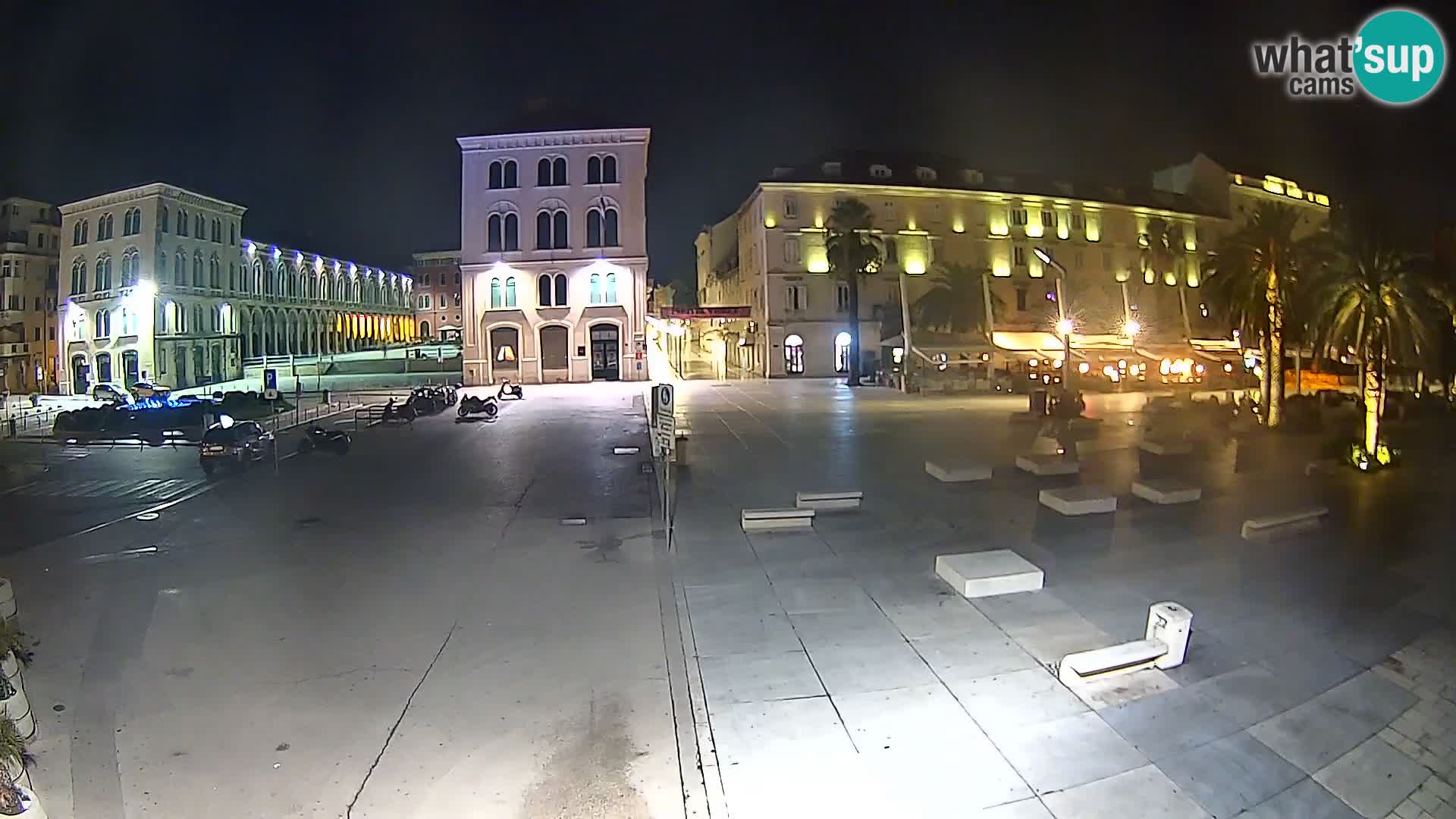 Webcam Split Riva – Prokurative | Trg Republike
