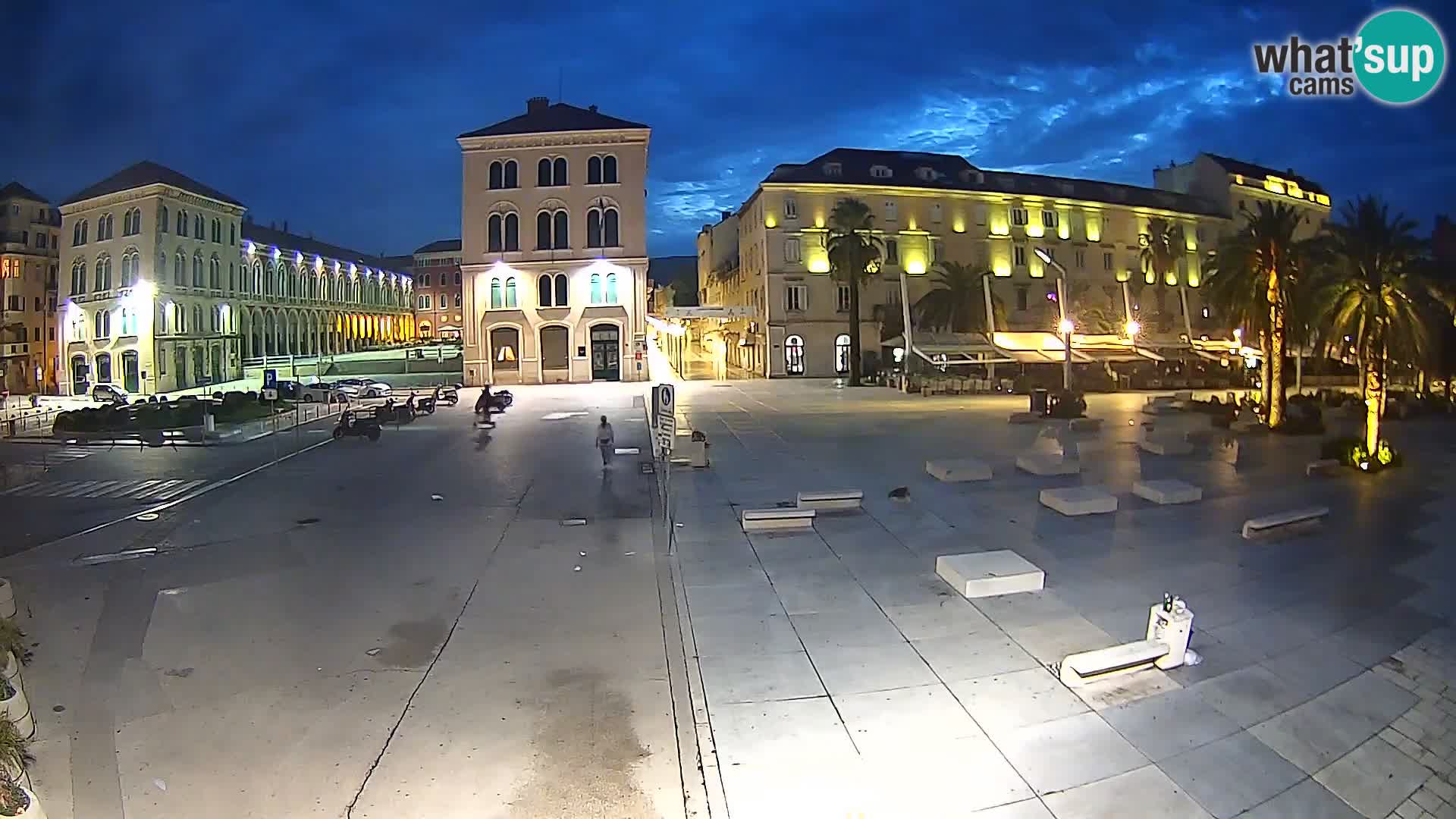 Webcam Split Riva – Prokurative | Trg Republike