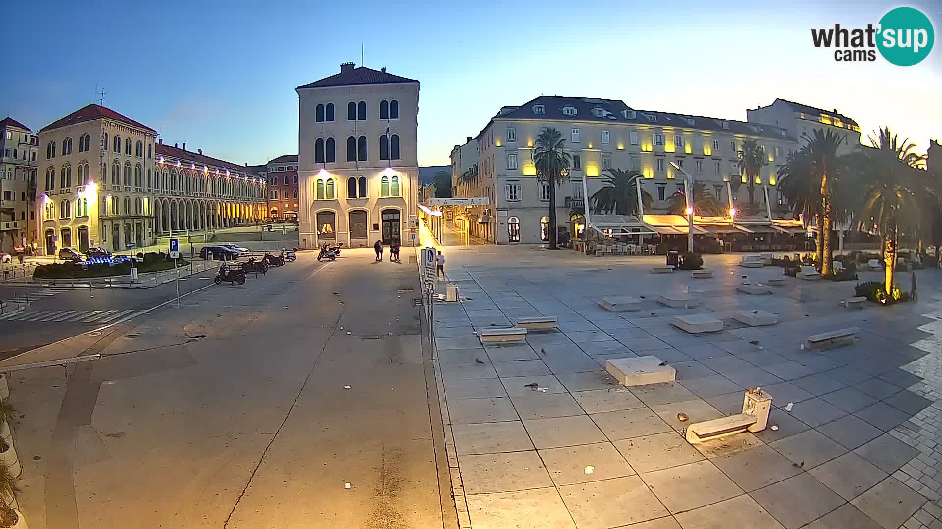Webcam Split Riva – Prokurative | Trg Republike