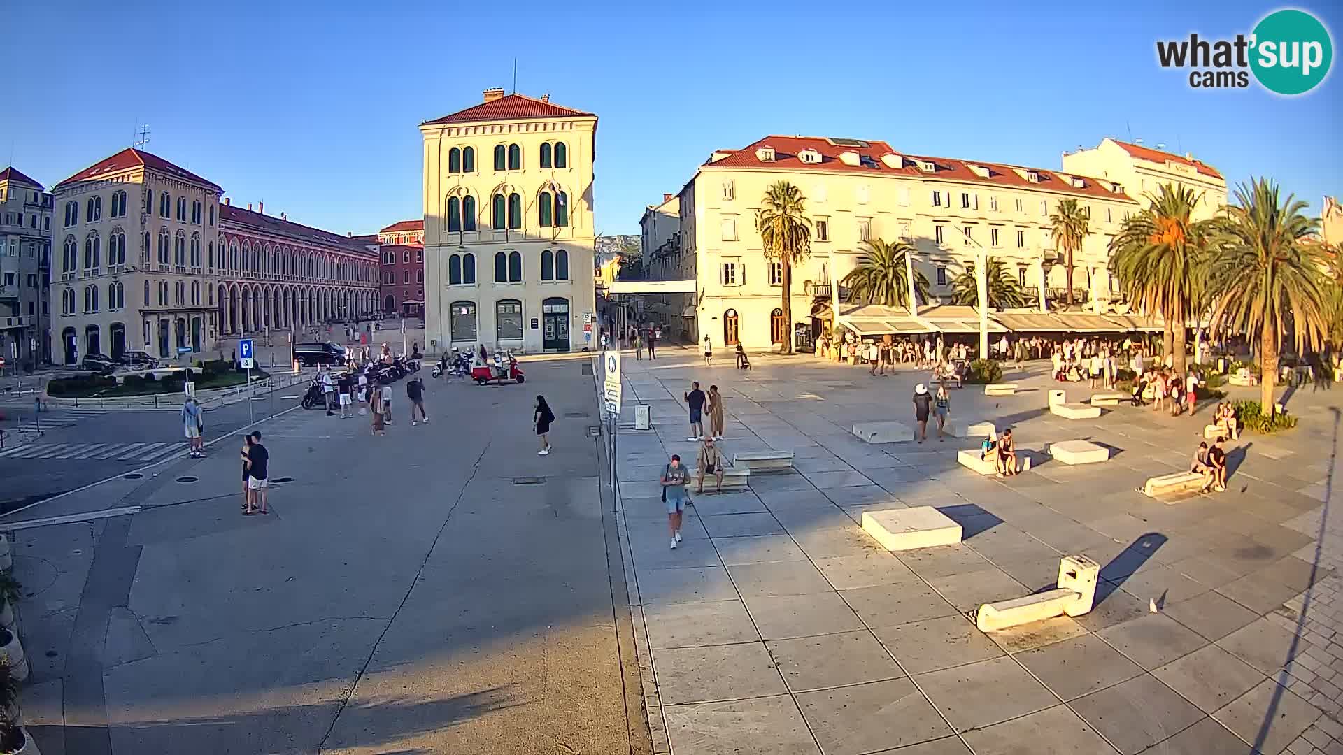 Webcam Split Riva – Prokurative | Trg Republike
