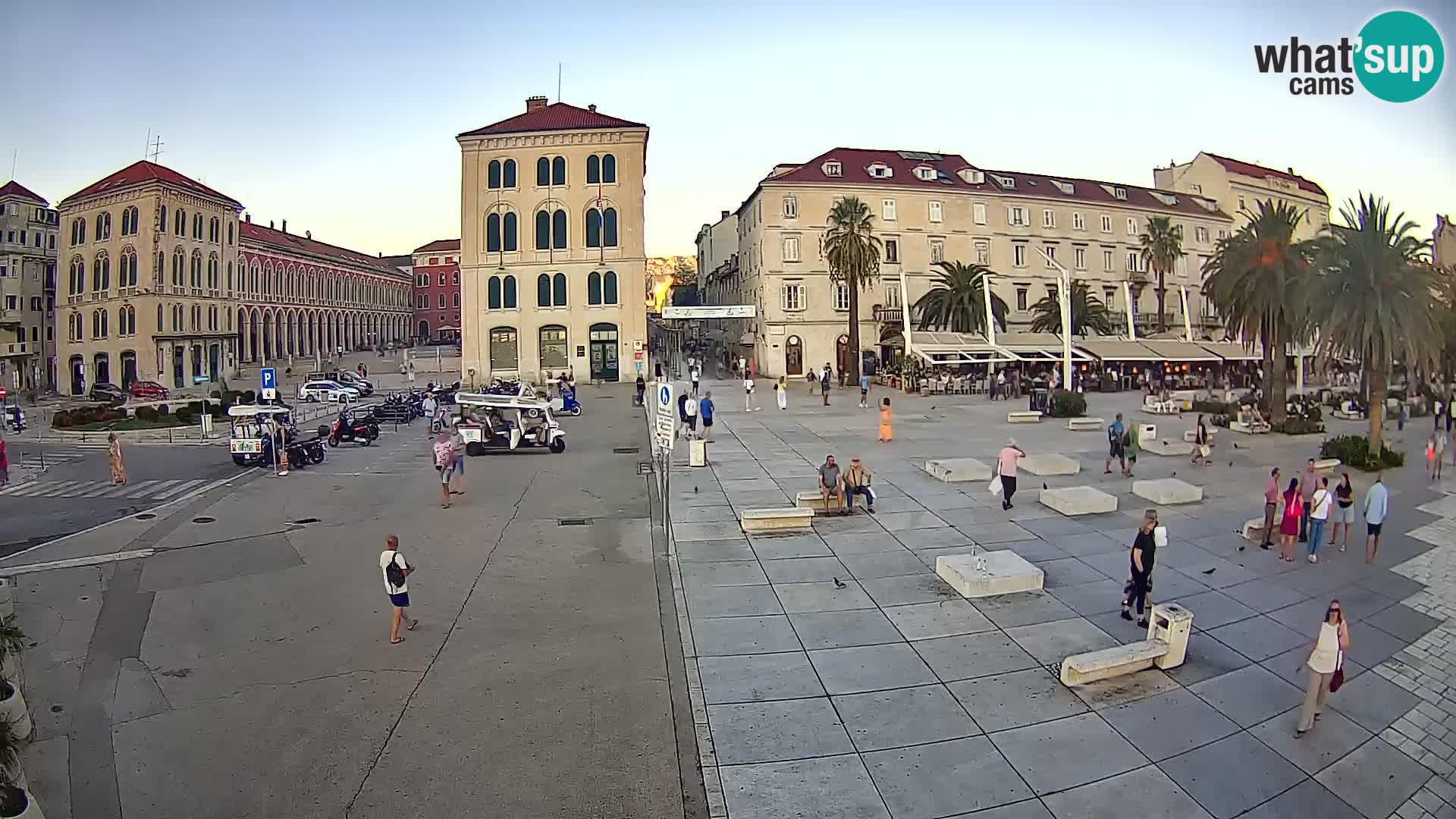 Webcam Split Riva – Prokurative | Trg Republike