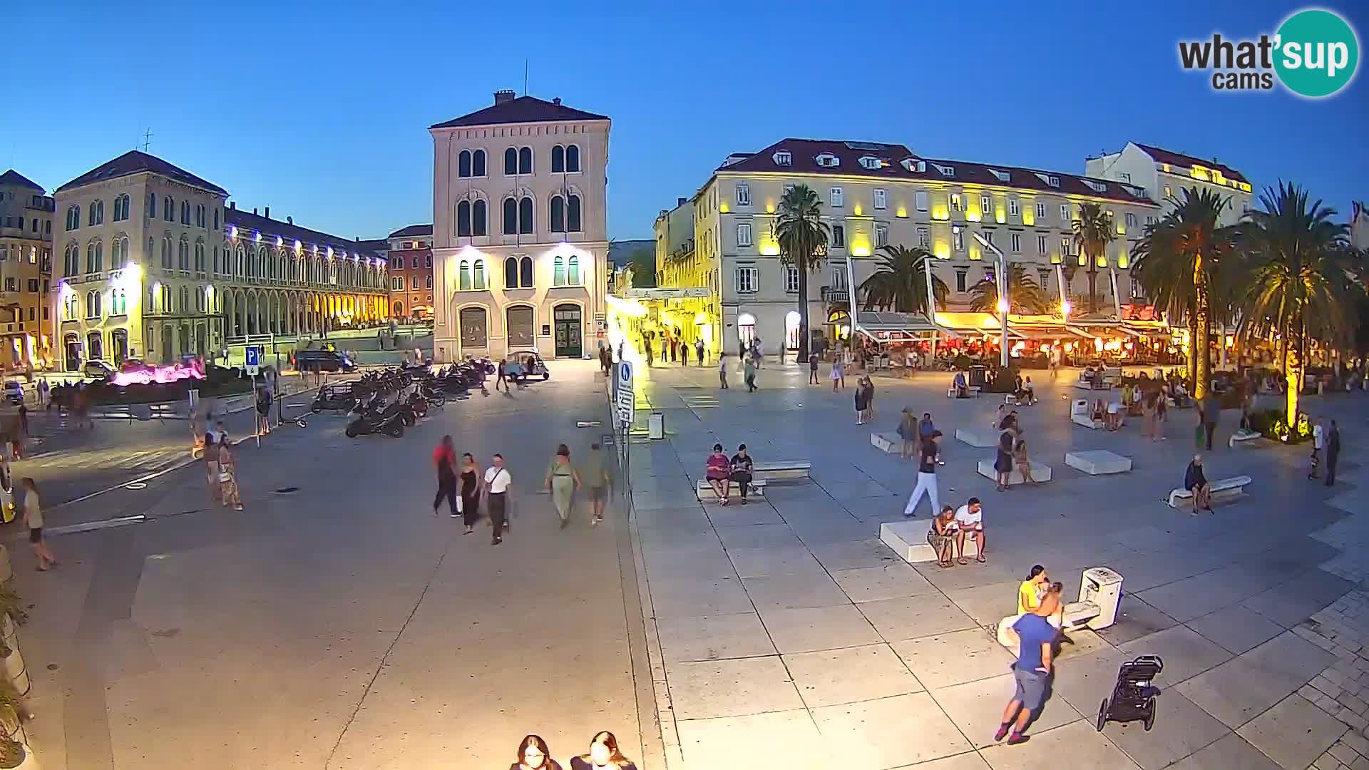Webcam Split Riva – Prokurative | Trg Republike