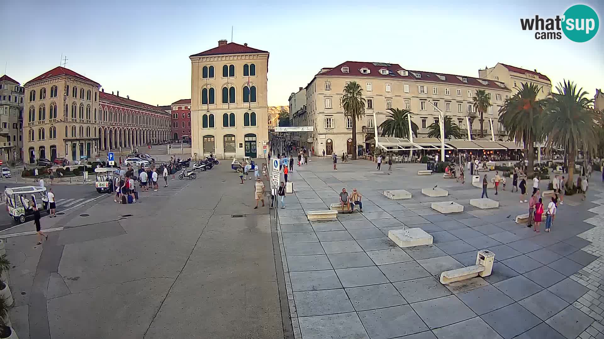 Webcam Split Riva – Prokurative | Trg Republike