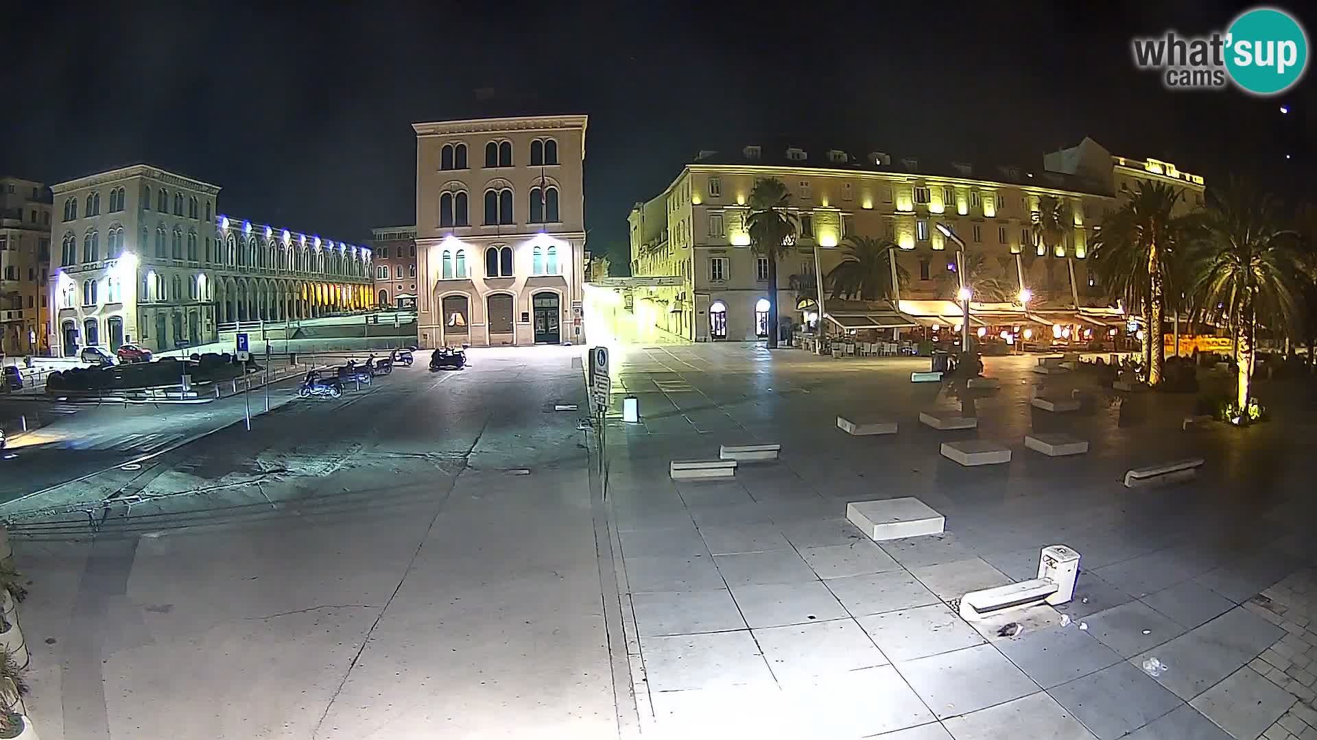 Webcam Split Riva – Prokurative | Trg Republike