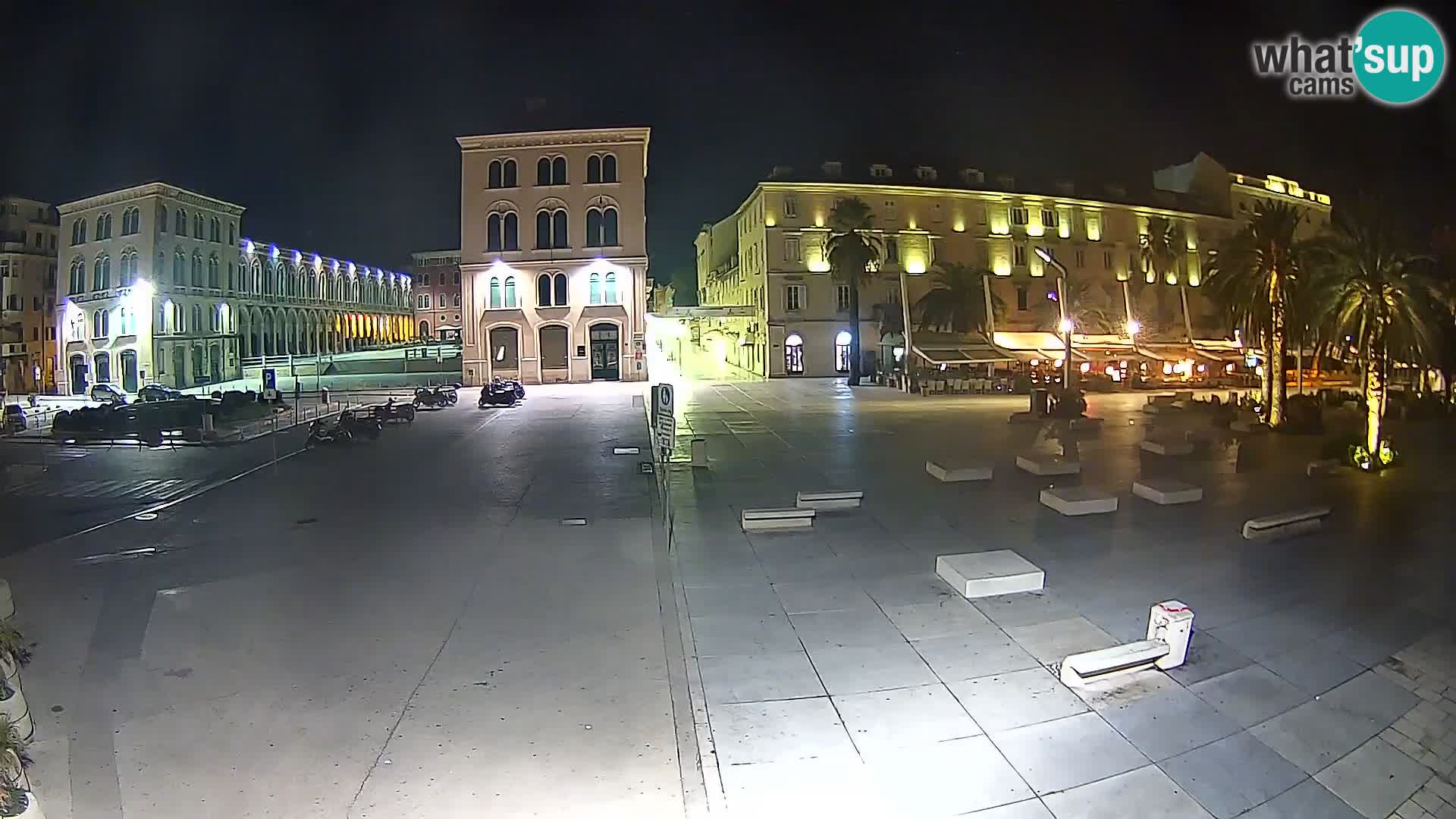 Webcam Split Riva – Prokurative | Trg Republike