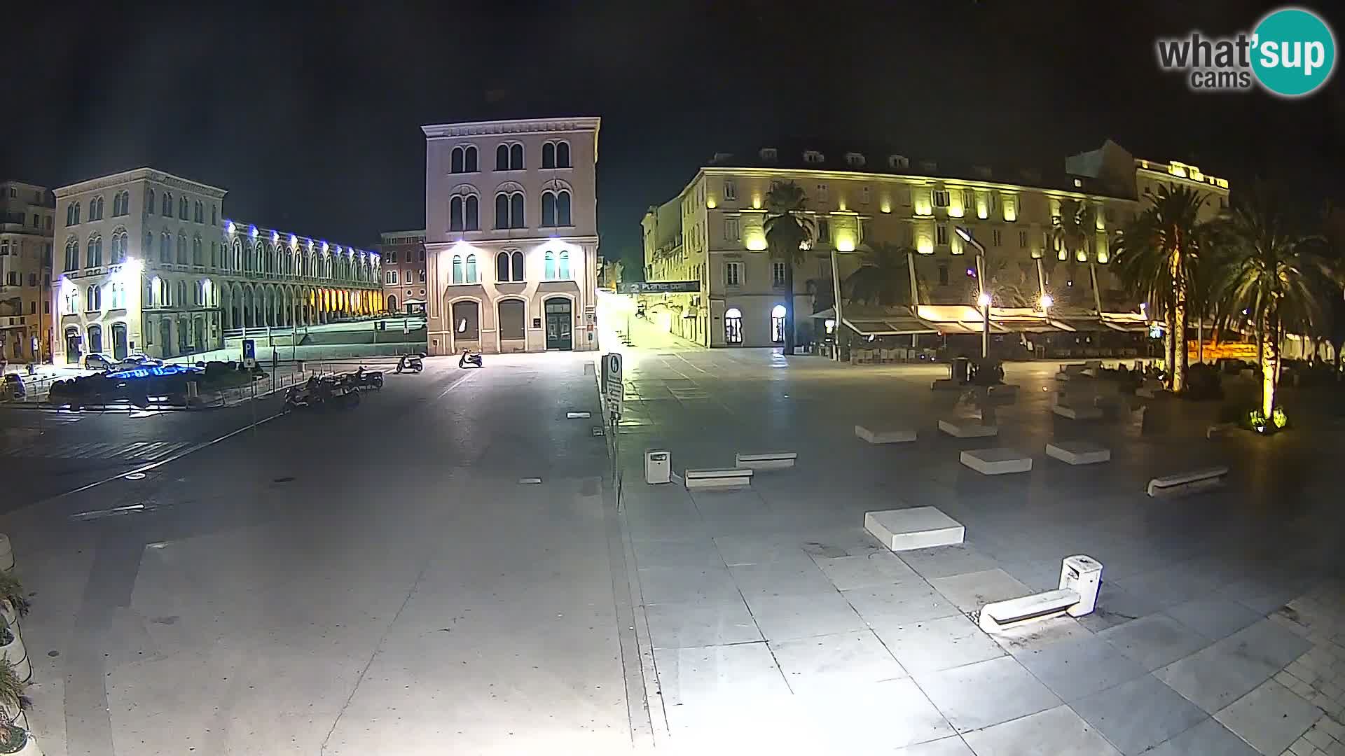 Webcam Split Riva – Prokurative | Trg Republike