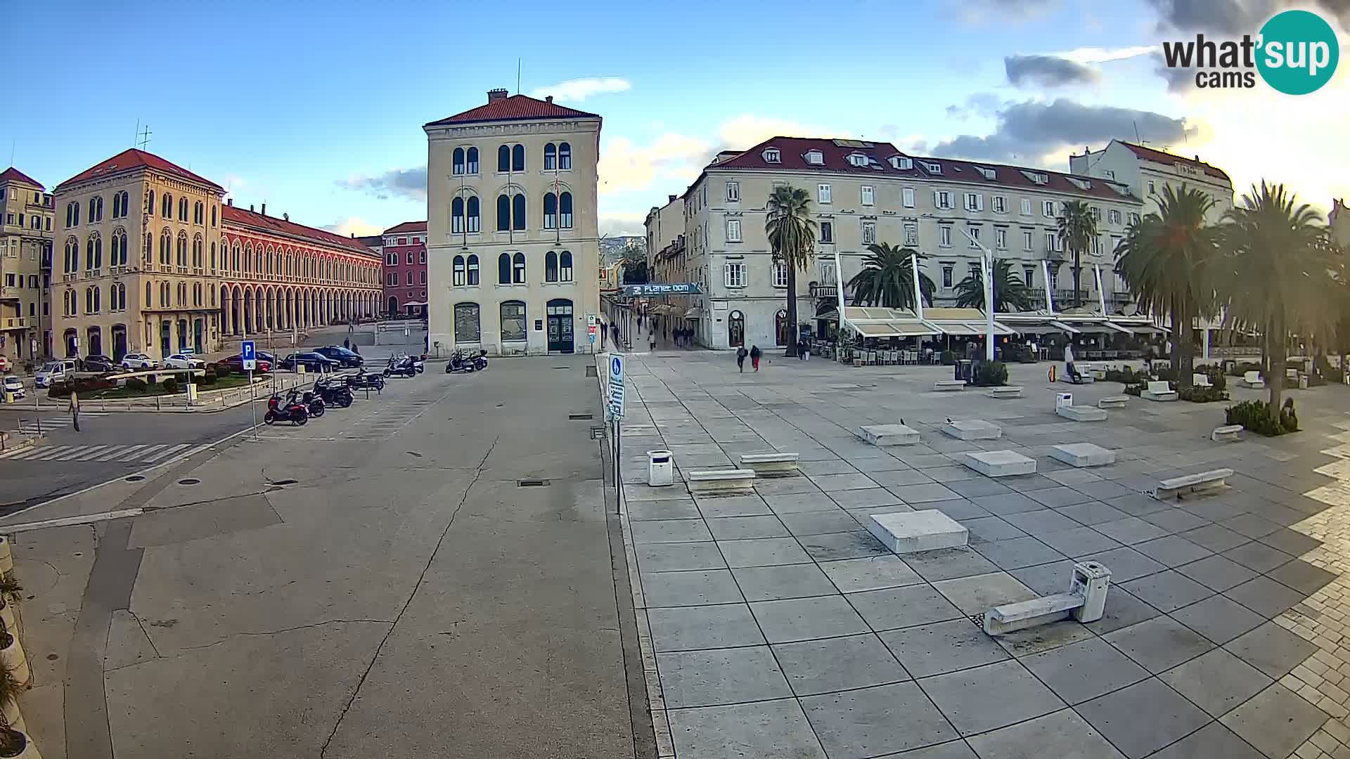 Webcam Split Riva – Prokurative | Trg Republike
