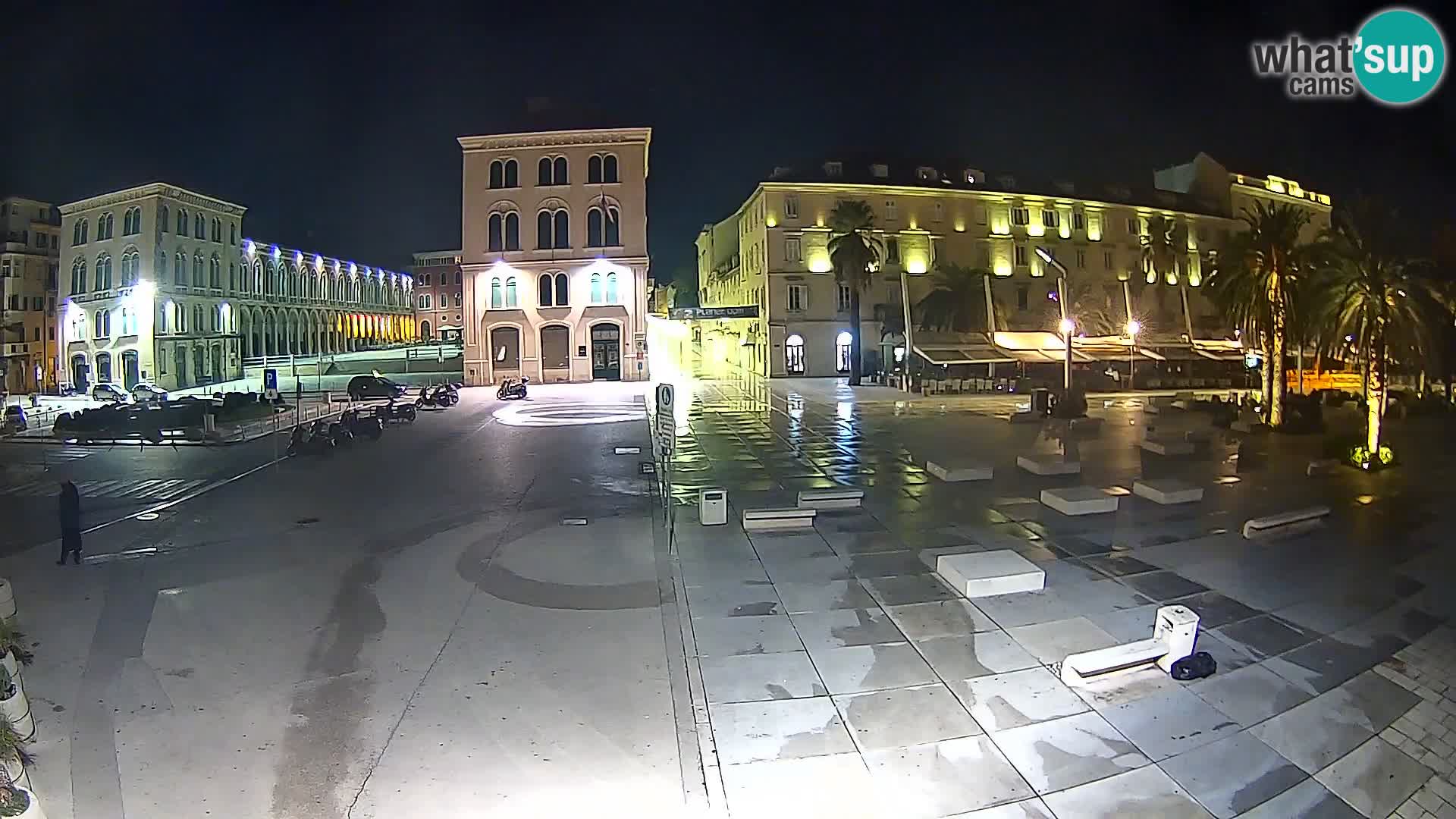 Webcam Split Riva – Prokurative | Trg Republike