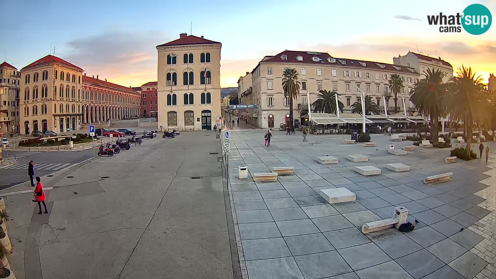 Webcam Split Riva – Prokurative | Trg Republike