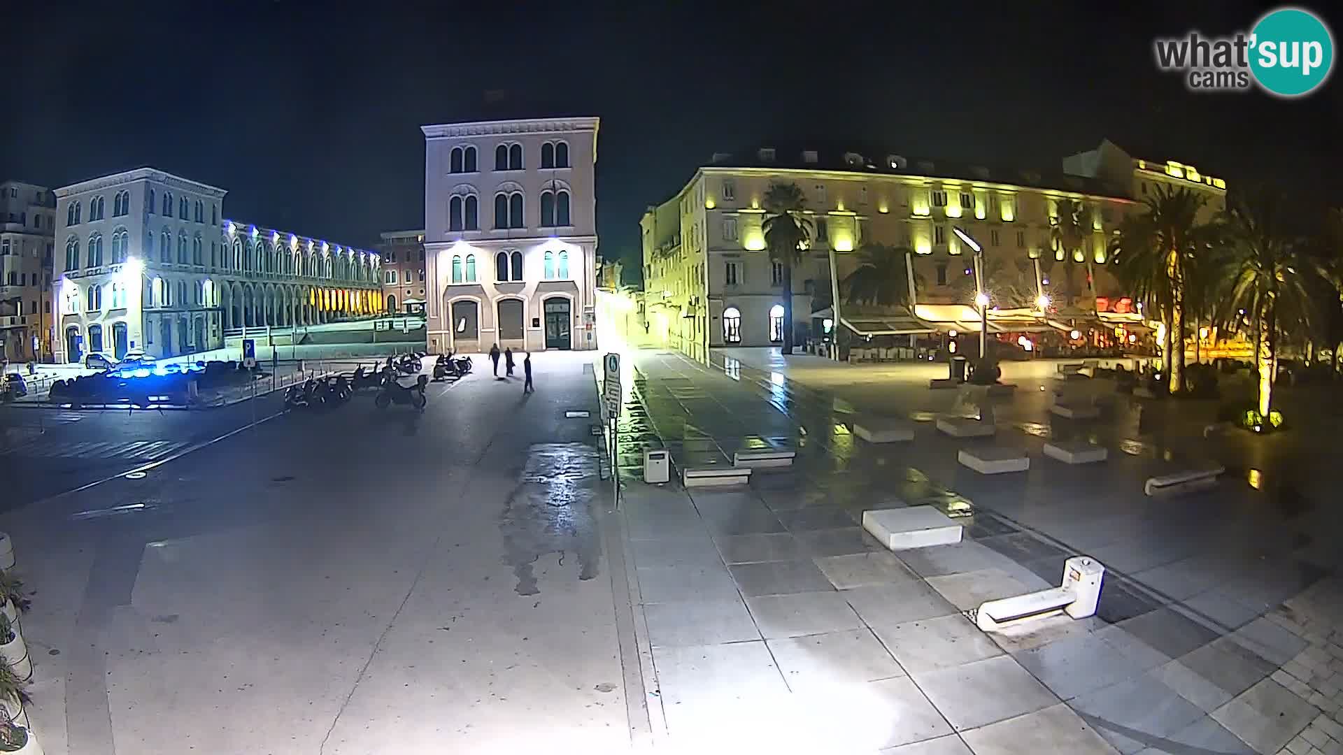 Webcam Split Riva – Prokurative | Trg Republike