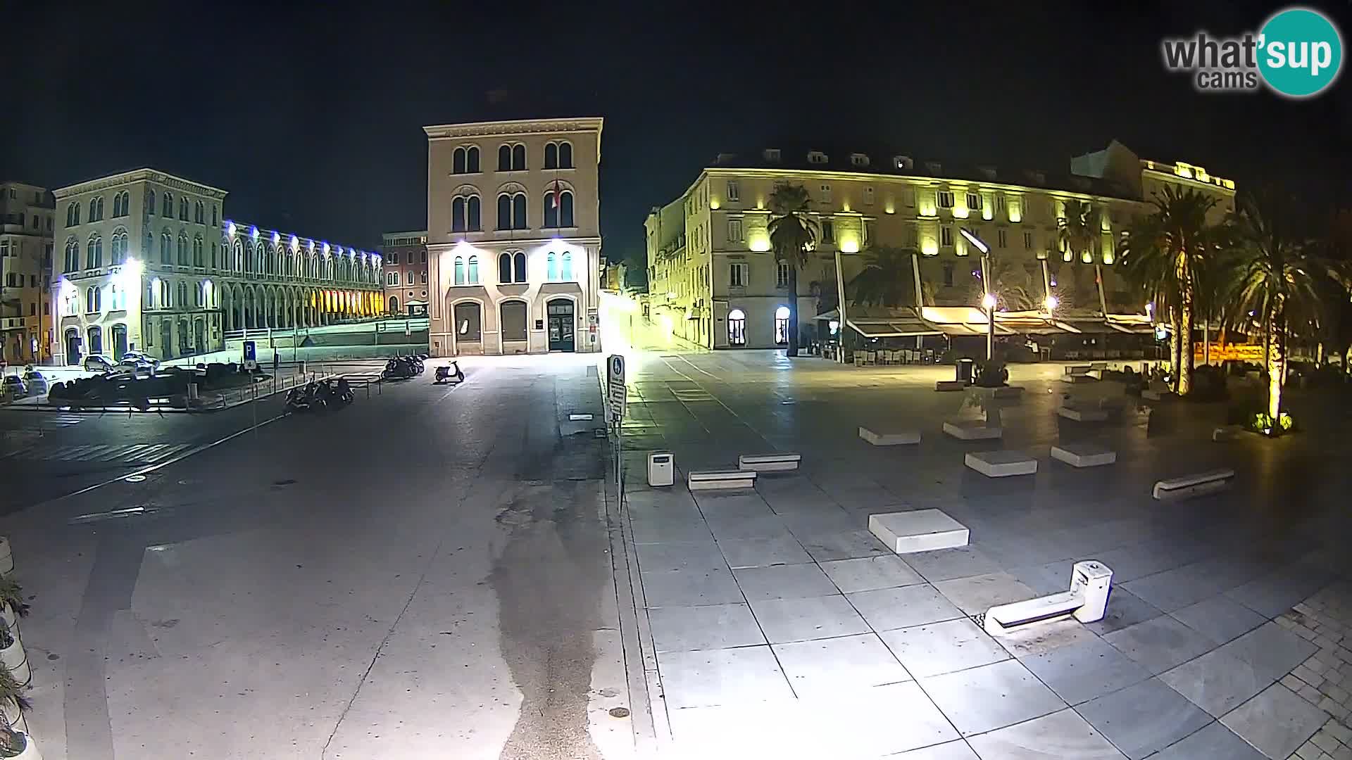 Webcam Split Riva – Prokurative | Trg Republike
