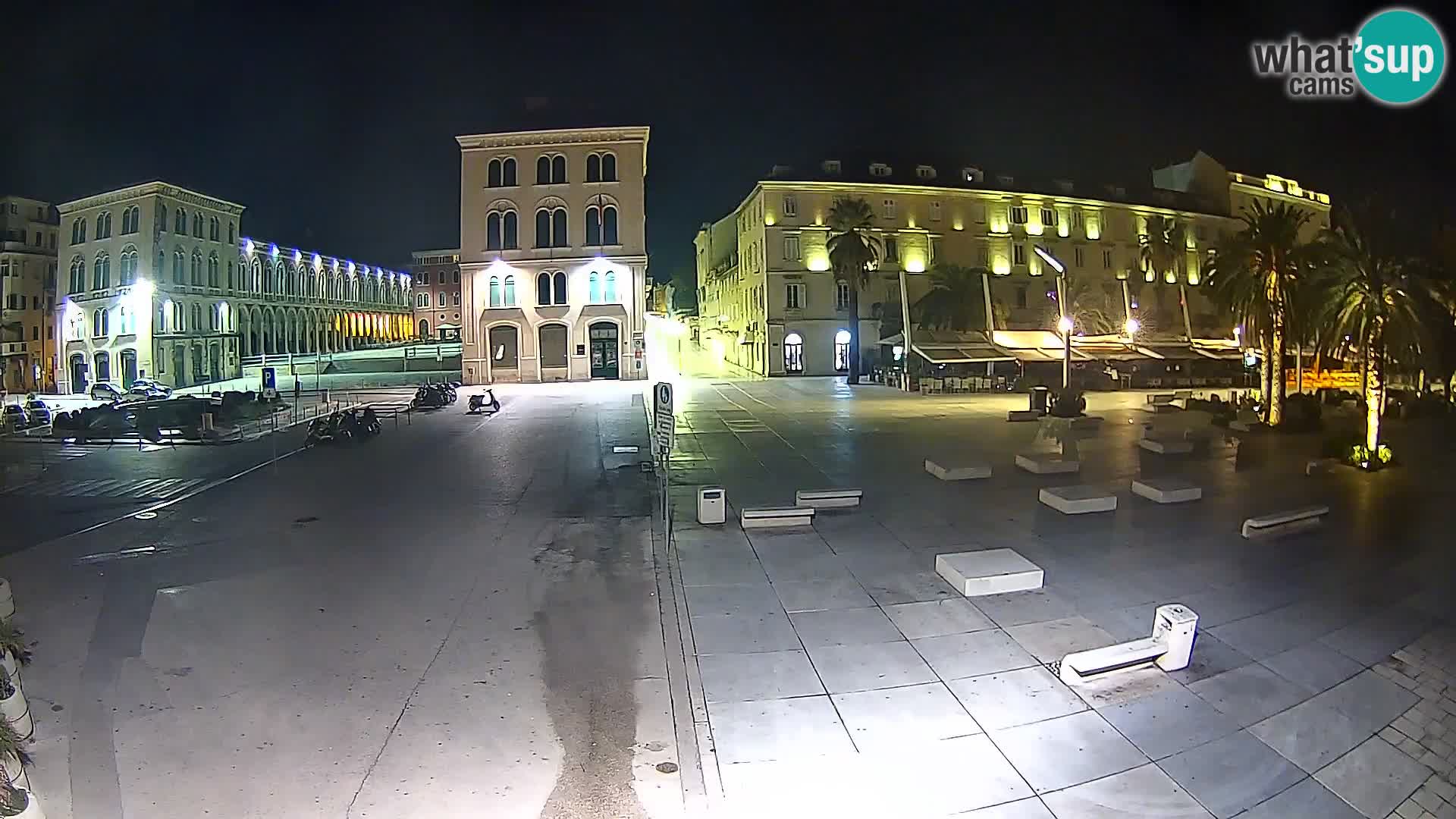Webcam Split Riva – Prokurative | Trg Republike