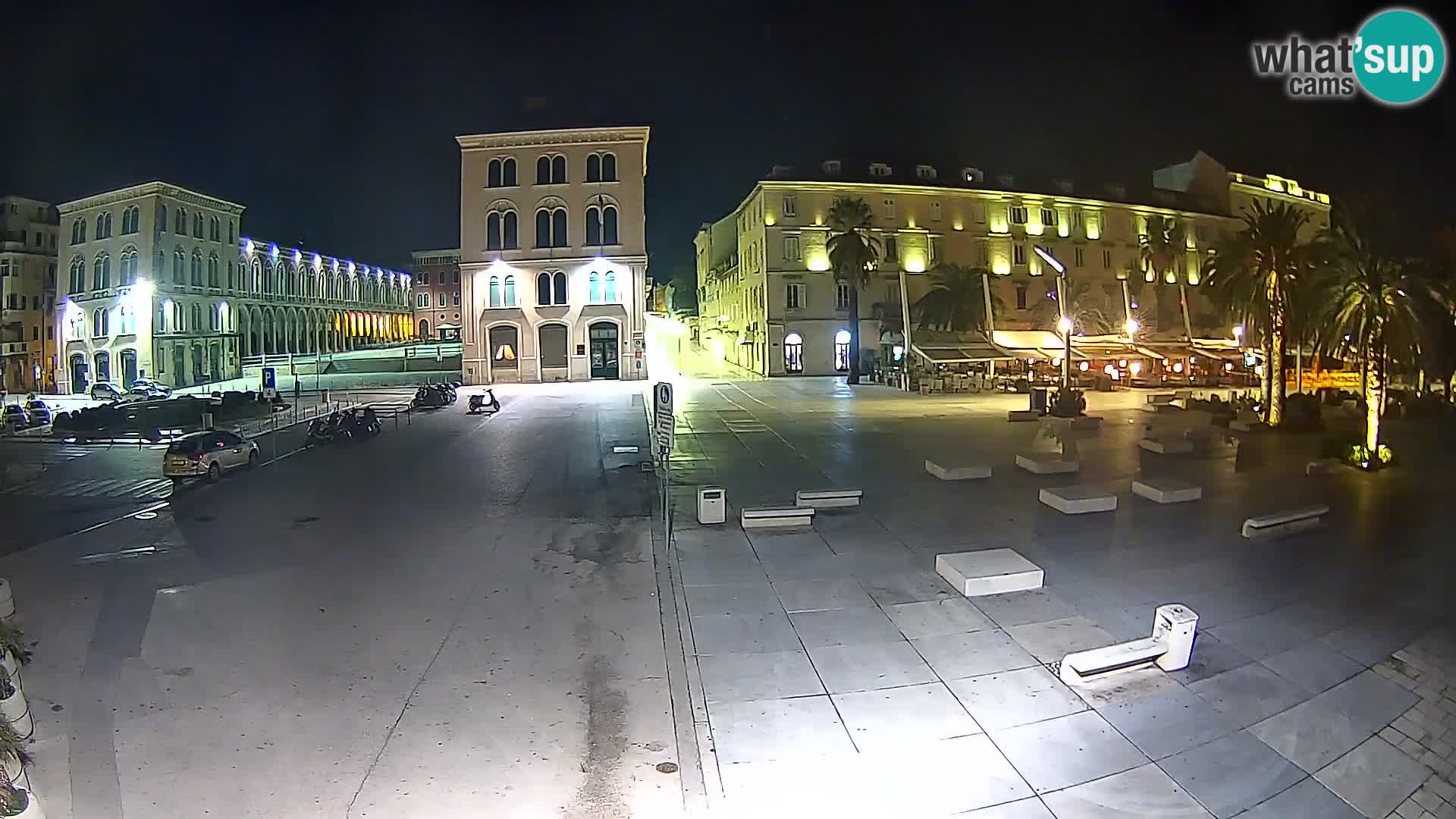 Webcam Split Riva – Prokurative | Trg Republike