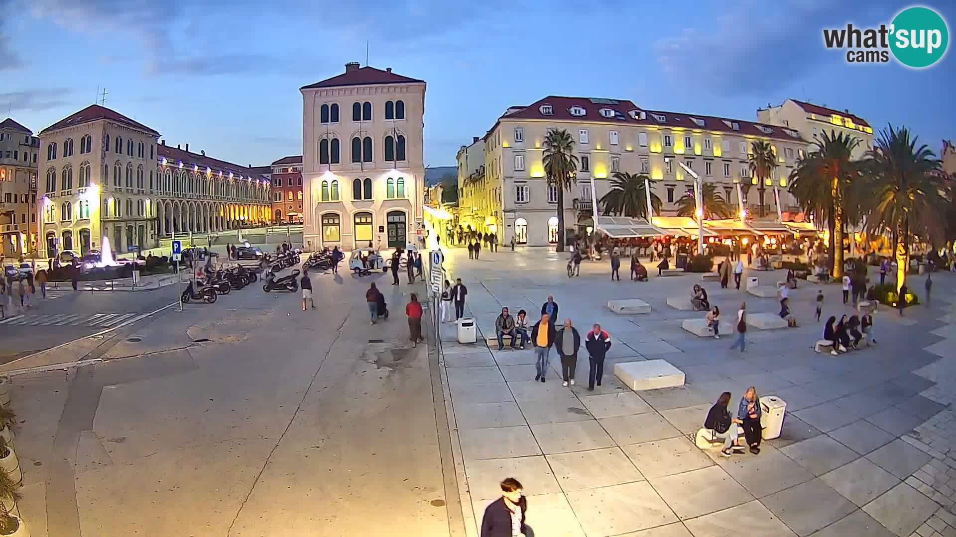 Webcam Split Riva – Prokurative | Trg Republike