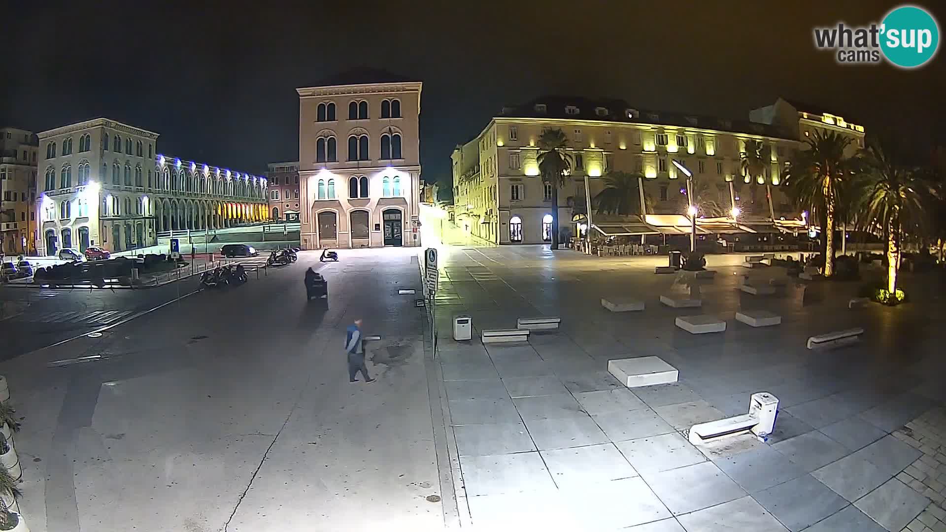 Webcam Split Riva – Prokurative | Trg Republike
