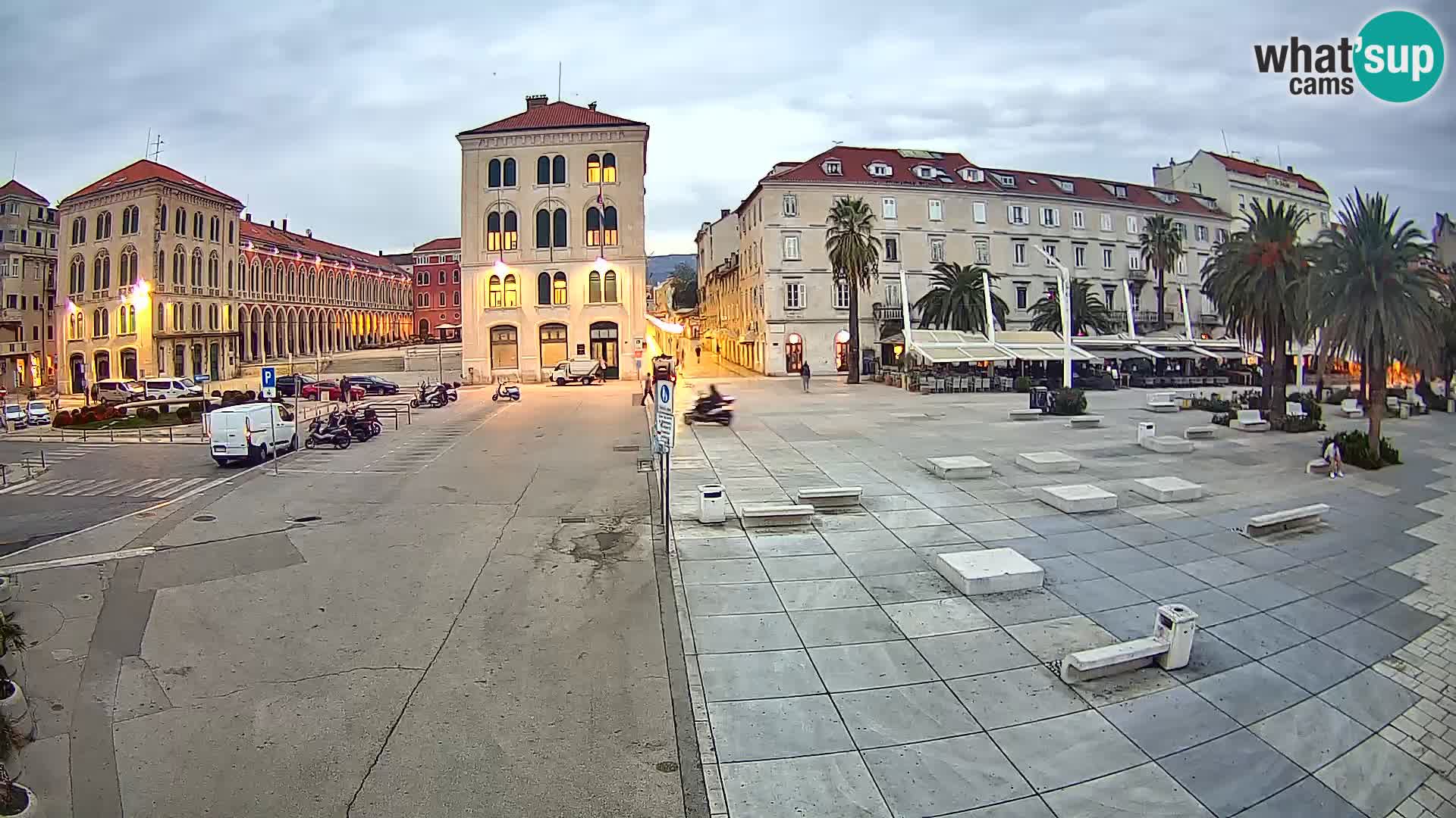 Split kamera Riva – Prokurative | Trg Republike