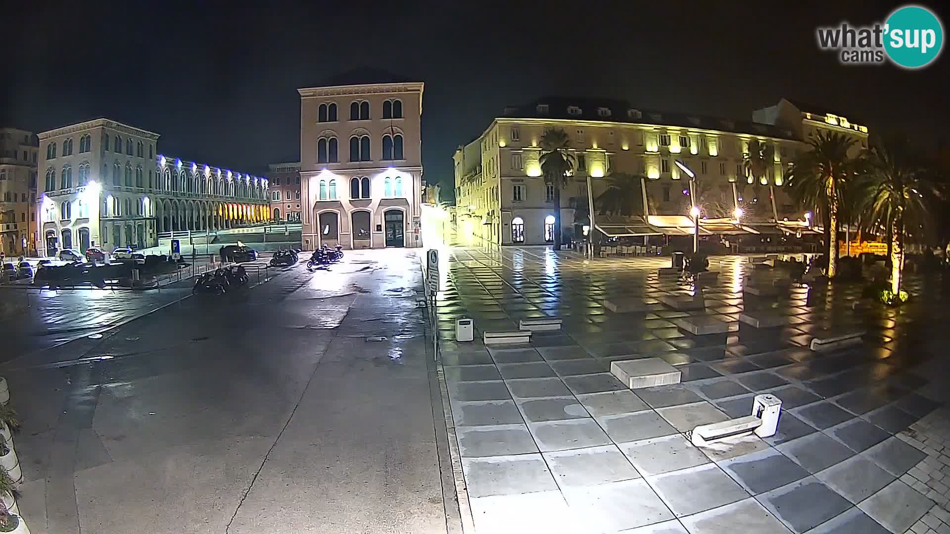Webcam Split Riva – Prokurative | Trg Republike