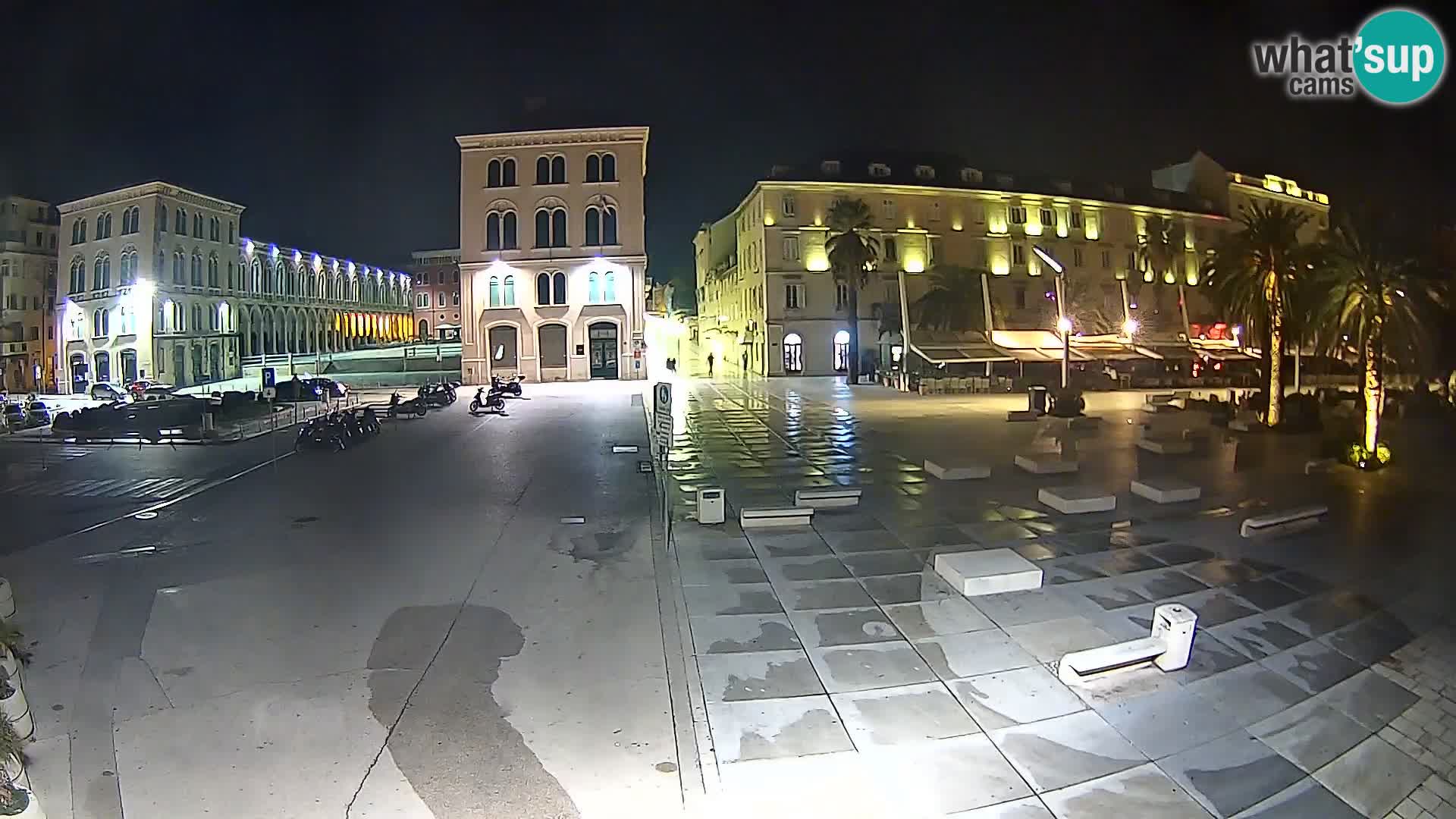 Webcam Split Riva – Prokurative | Trg Republike