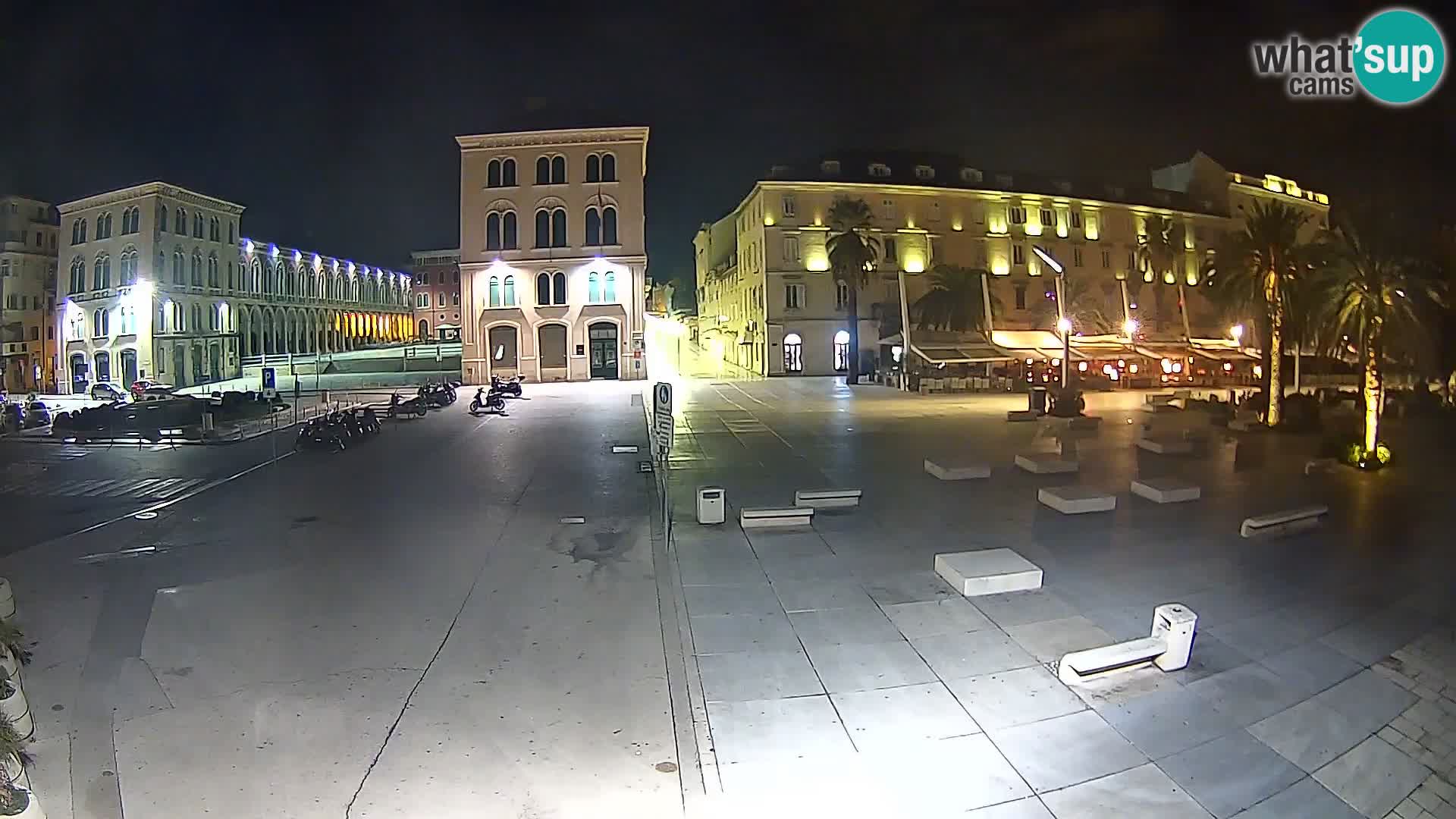 Webcam Split Riva – Prokurative | Trg Republike