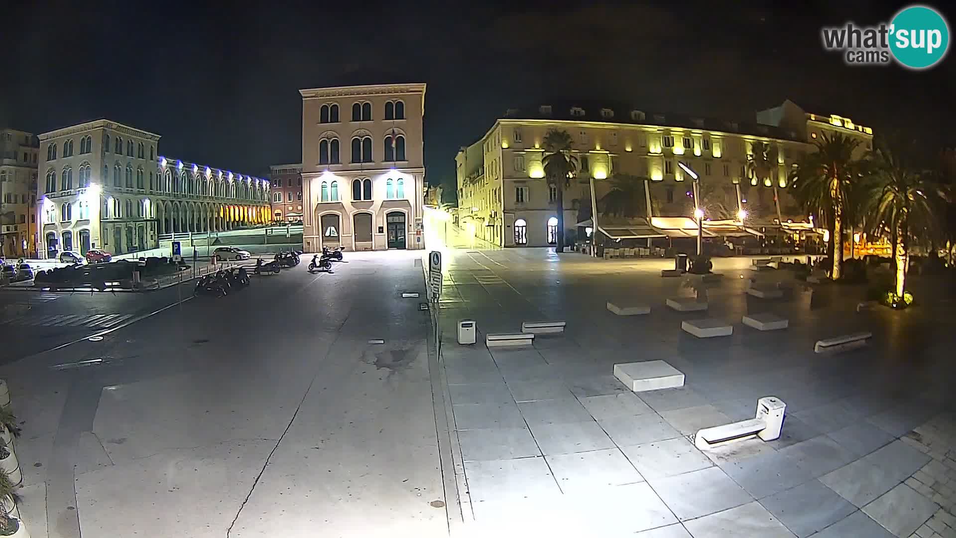 Webcam Split Riva – Prokurative | Trg Republike