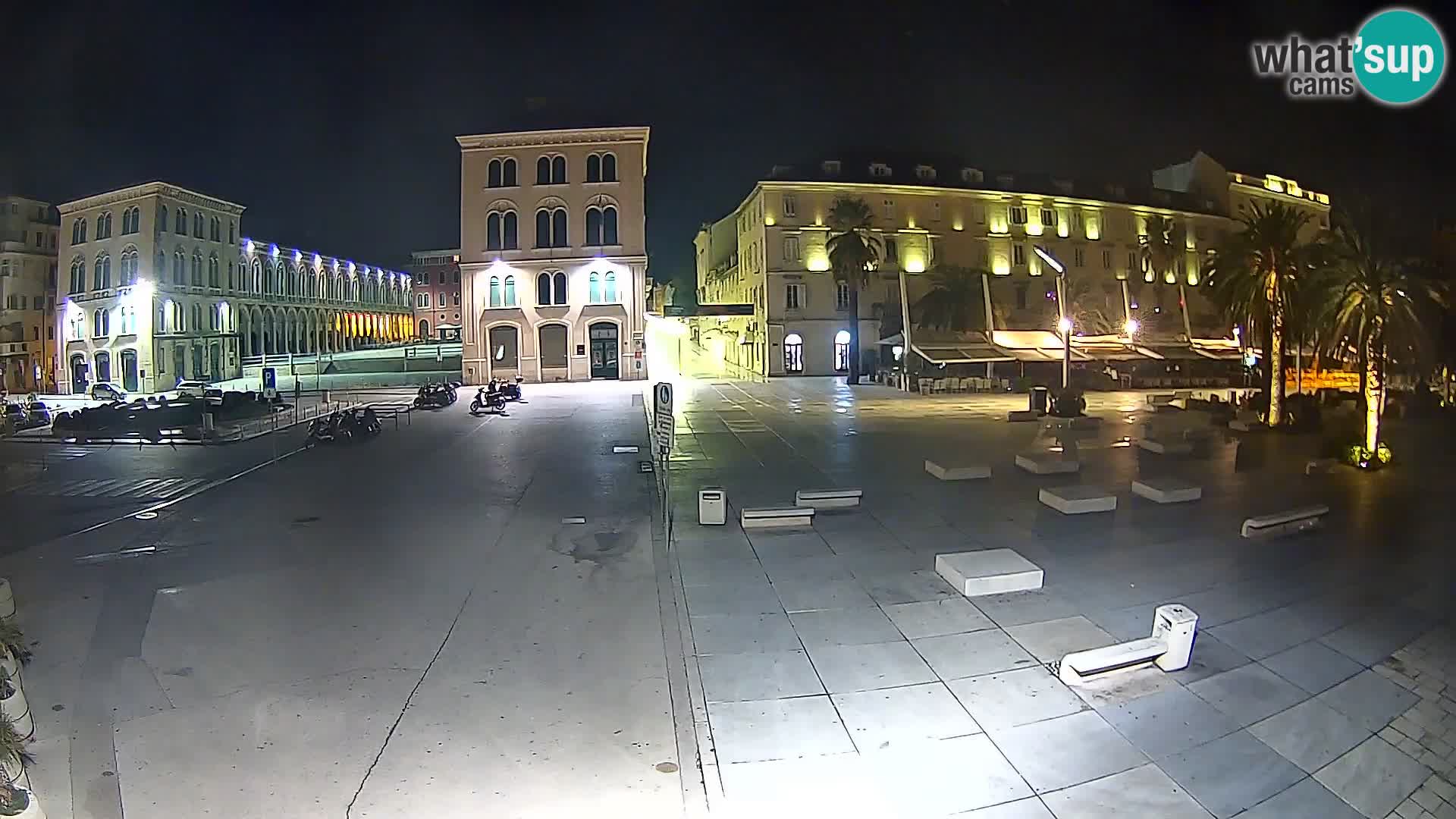 Webcam Split Riva – Prokurative | Trg Republike