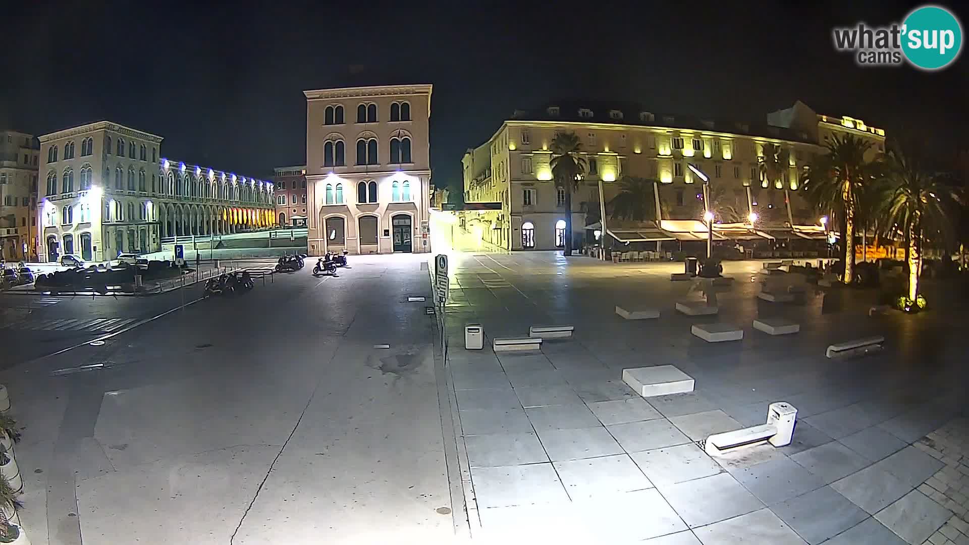Webcam Split Riva – Prokurative | Trg Republike